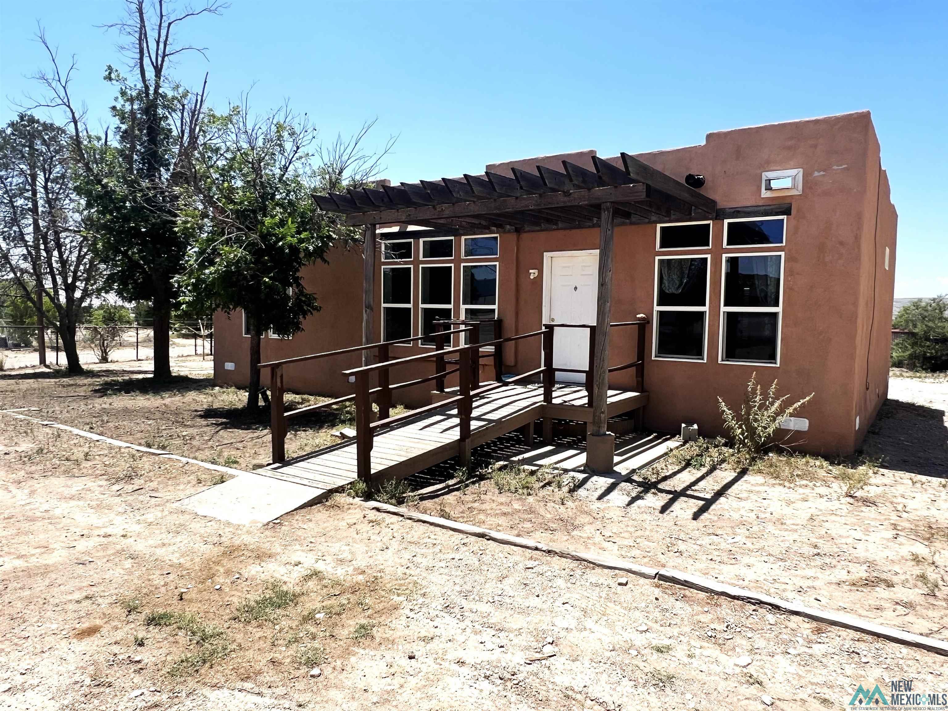 713-2 N Happy Road, Carlsbad, Texas image 1
