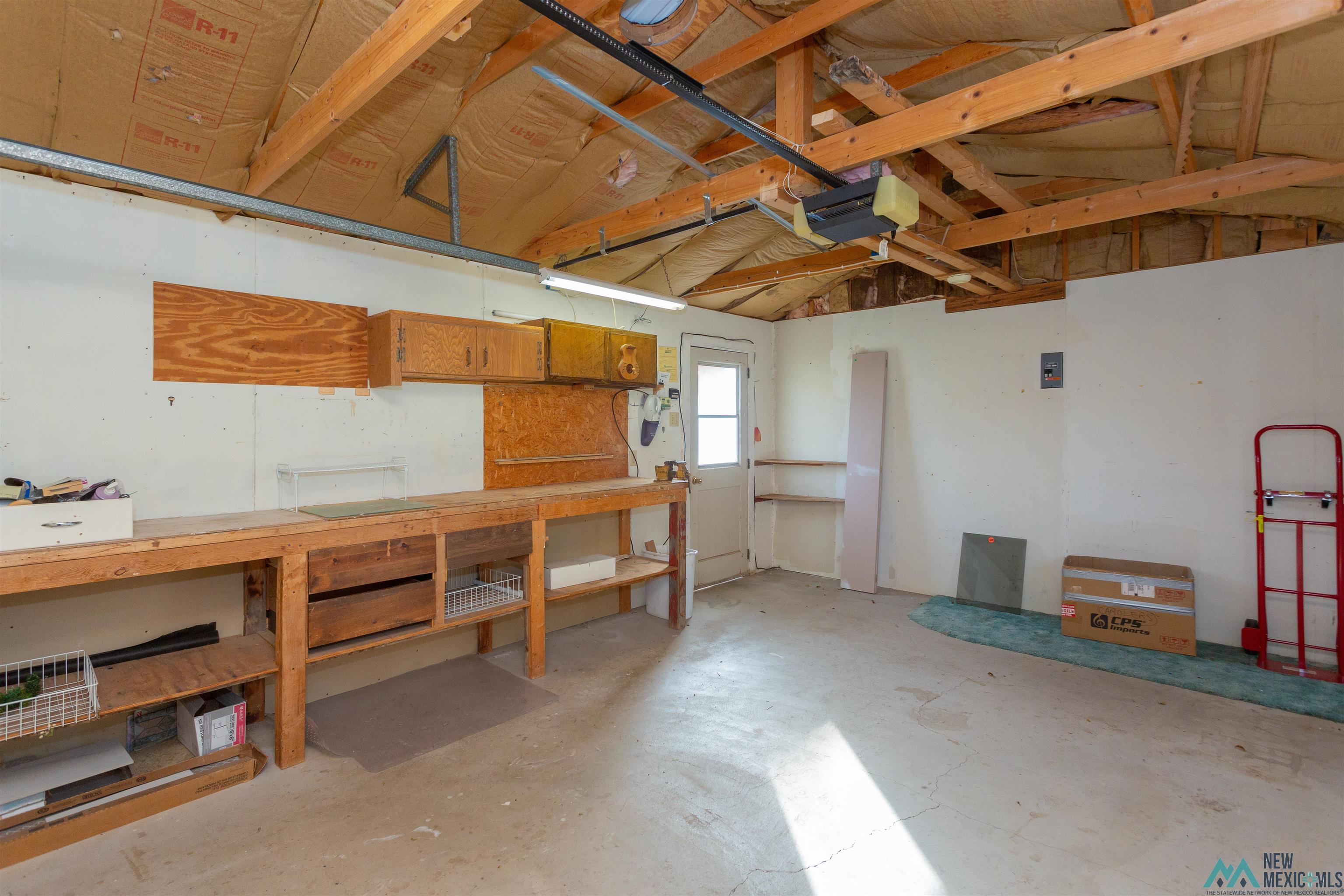 Roswell, New Mexico 88201, United States, 4 Bedrooms Bedrooms, ,3 BathroomsBathrooms,Residential,Pending,187623