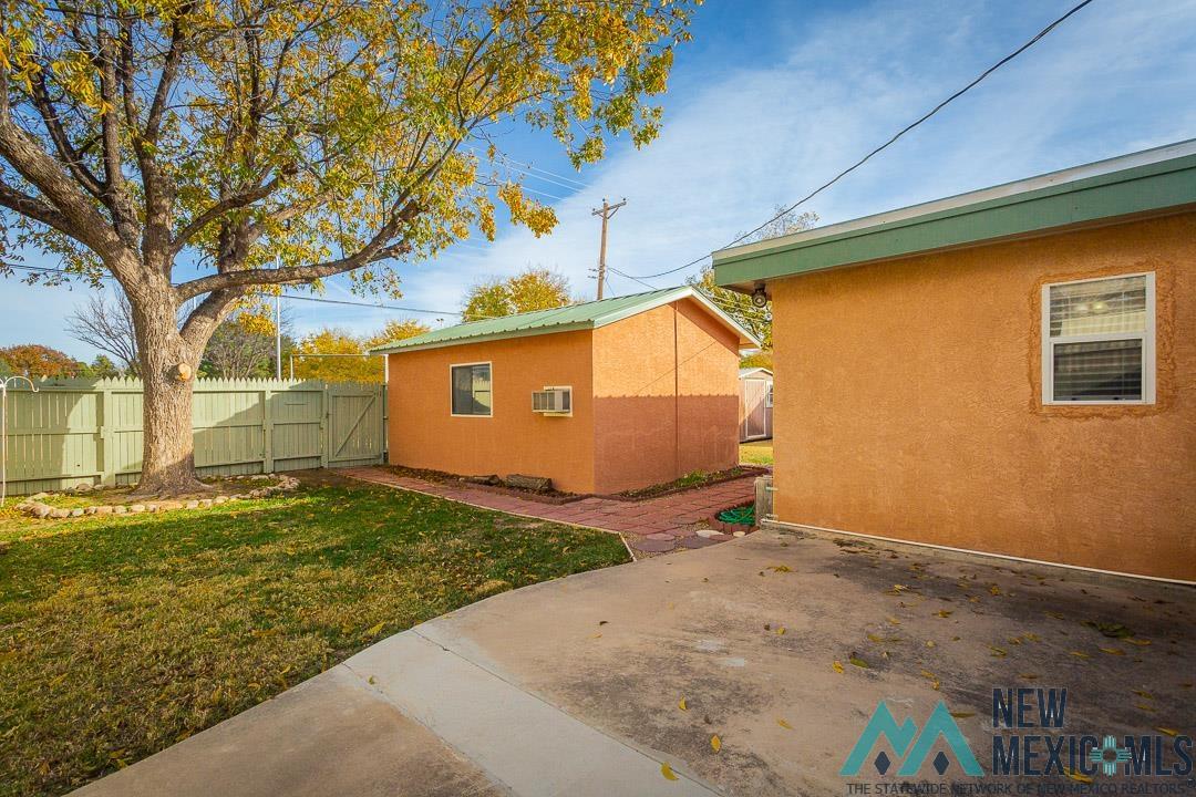 Roswell, New Mexico 88201, United States, 4 Bedrooms Bedrooms, ,3 BathroomsBathrooms,Residential,Pending,187623