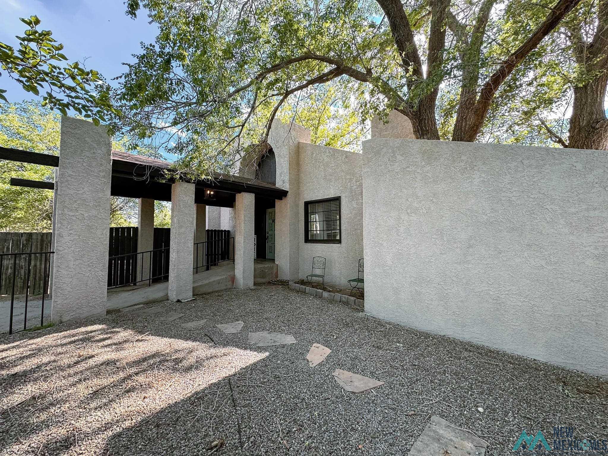 2400 Urton Road, Roswell, Texas image 3