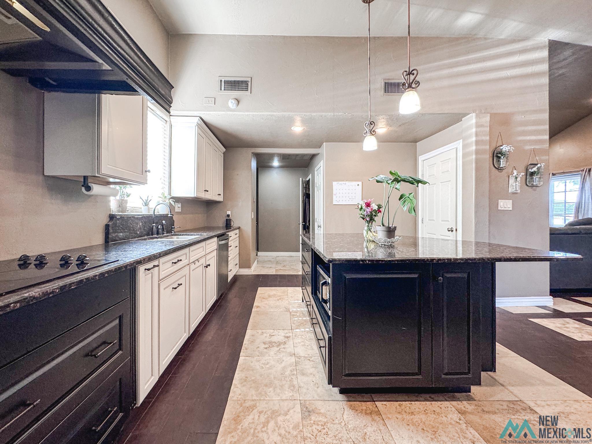 2400 Urton Road, Roswell, Texas image 15