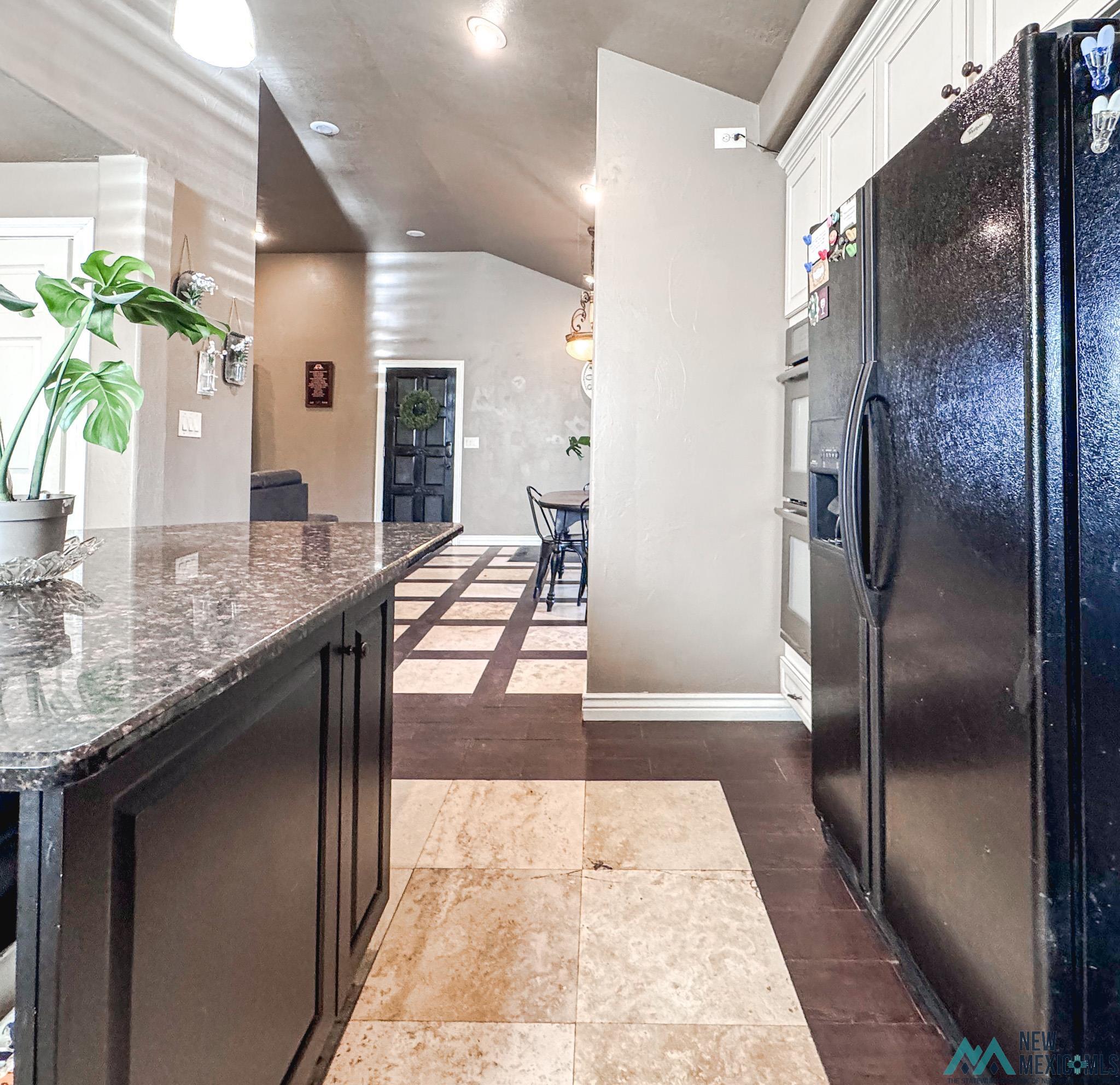 2400 Urton Road, Roswell, Texas image 17