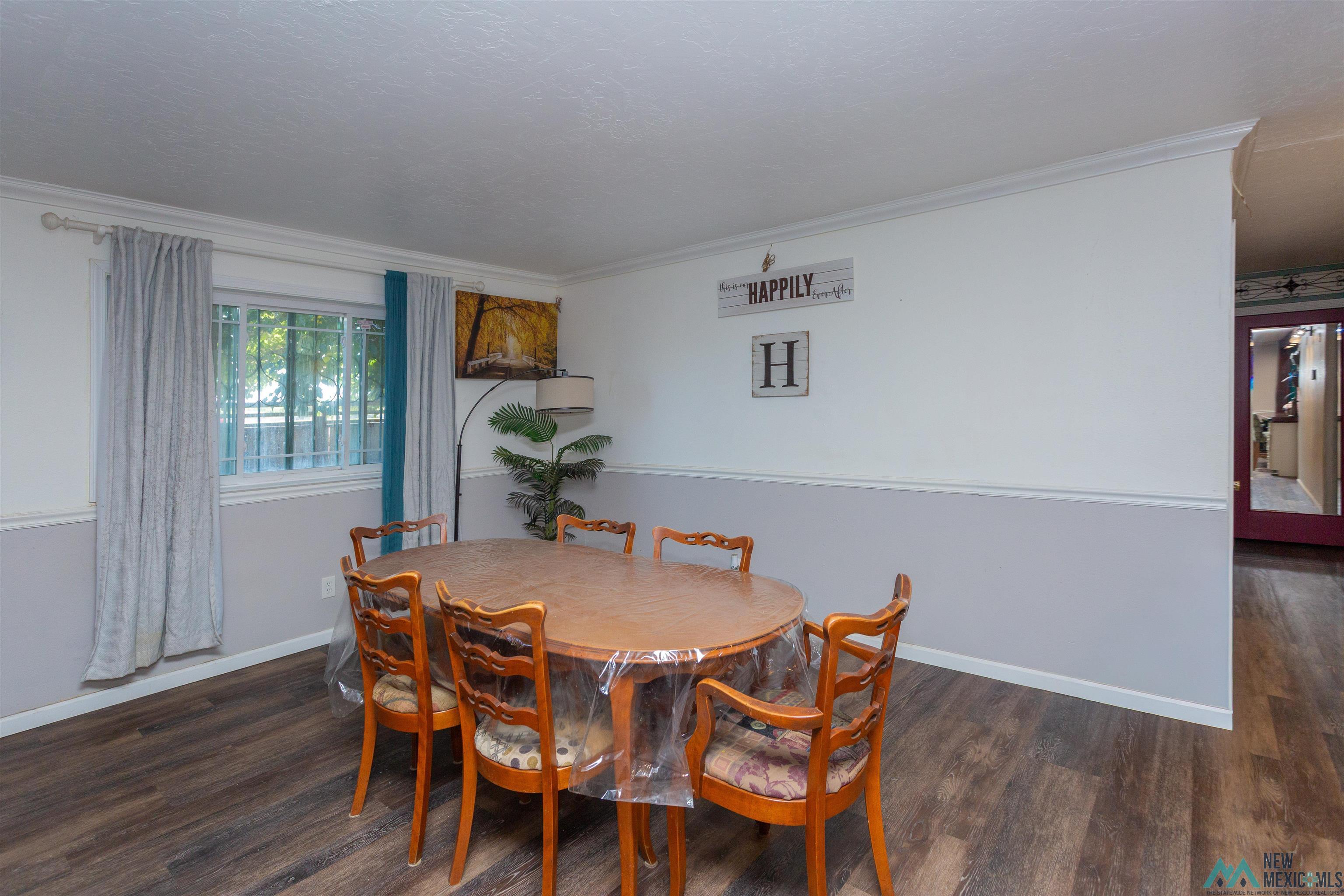 Roswell, New Mexico 88203, United States, 3 Bedrooms Bedrooms, ,2 BathroomsBathrooms,Residential,Active,220785