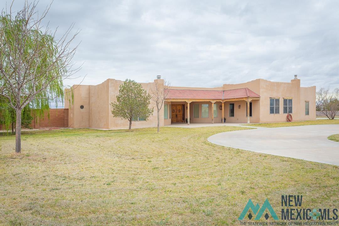 5015 Thunderbird Road, Roswell, New Mexico image 2