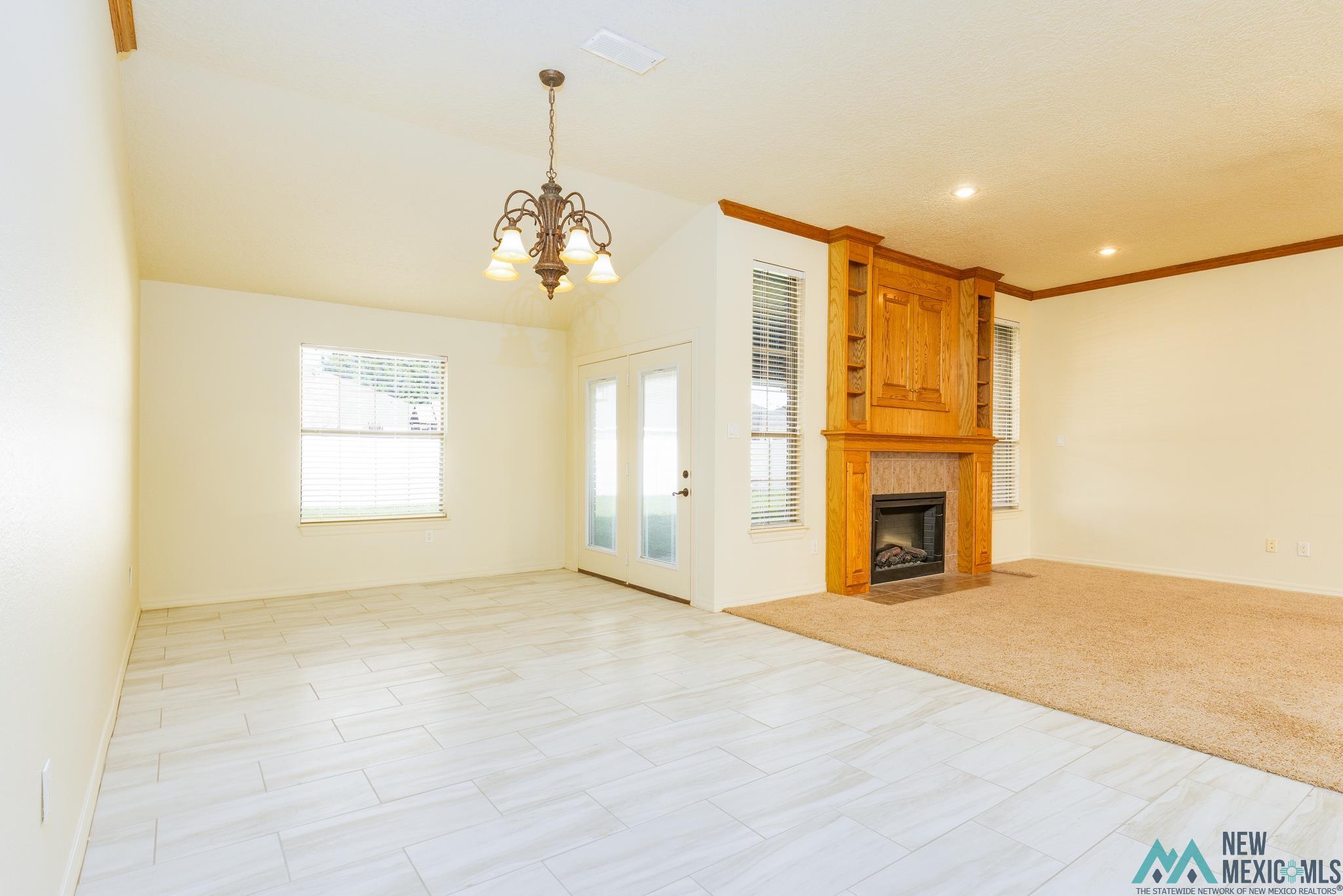 Clovis, New Mexico 88101, United States, 4 Bedrooms Bedrooms, ,3 BathroomsBathrooms,Residential,Active,153747