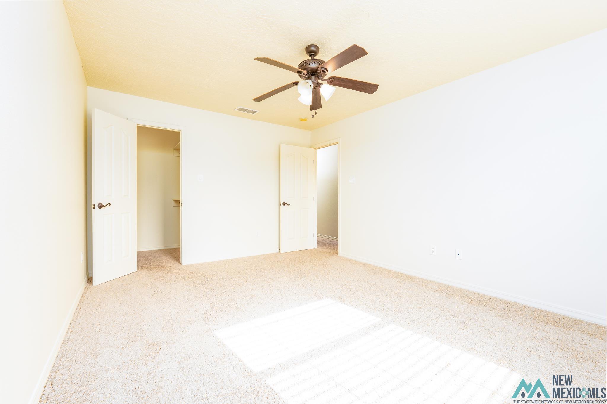 Clovis, New Mexico 88101, United States, 4 Bedrooms Bedrooms, ,3 BathroomsBathrooms,Residential,Active,153747