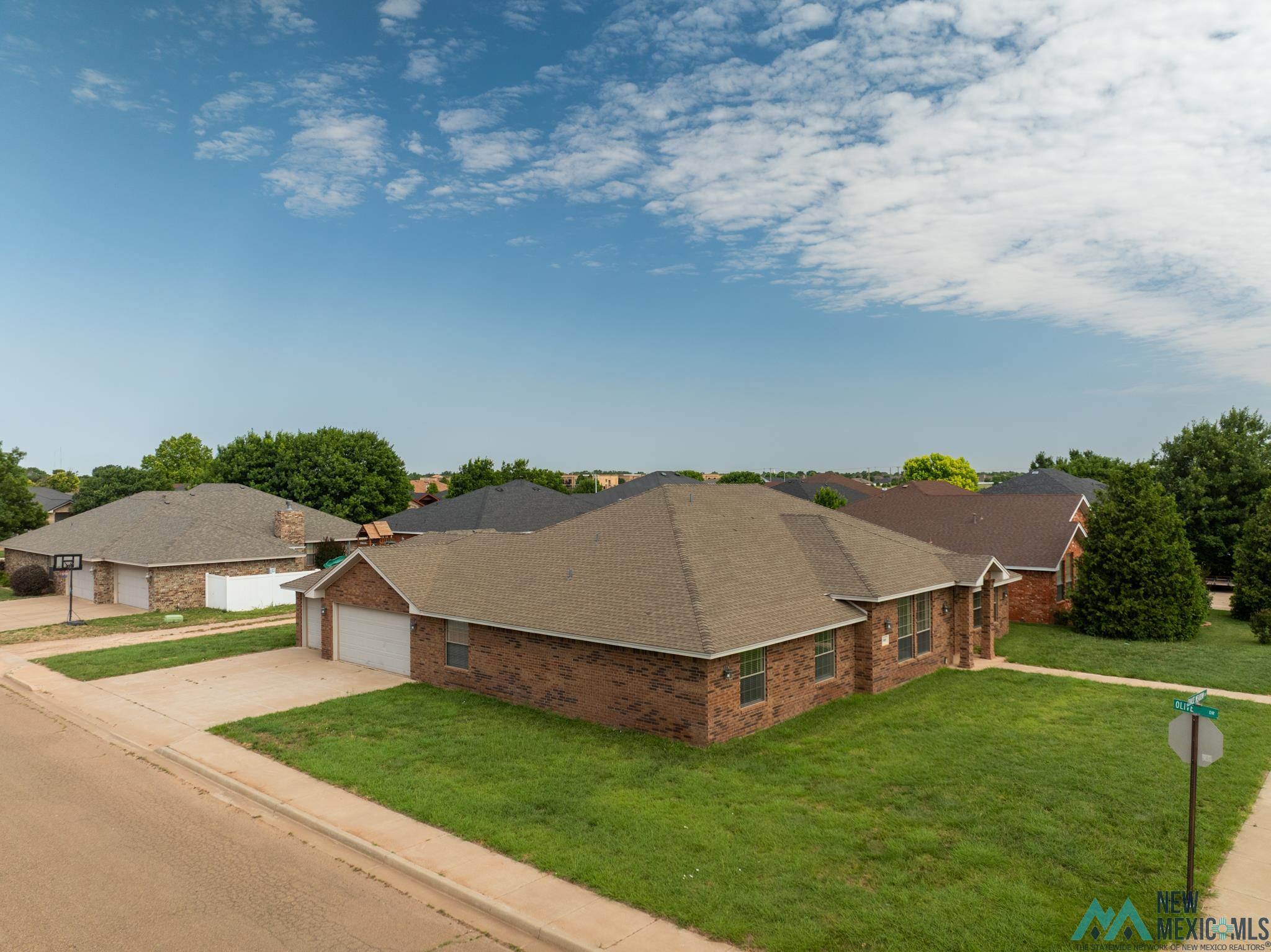 Clovis, New Mexico 88101, United States, 4 Bedrooms Bedrooms, ,3 BathroomsBathrooms,Residential,Active,153747