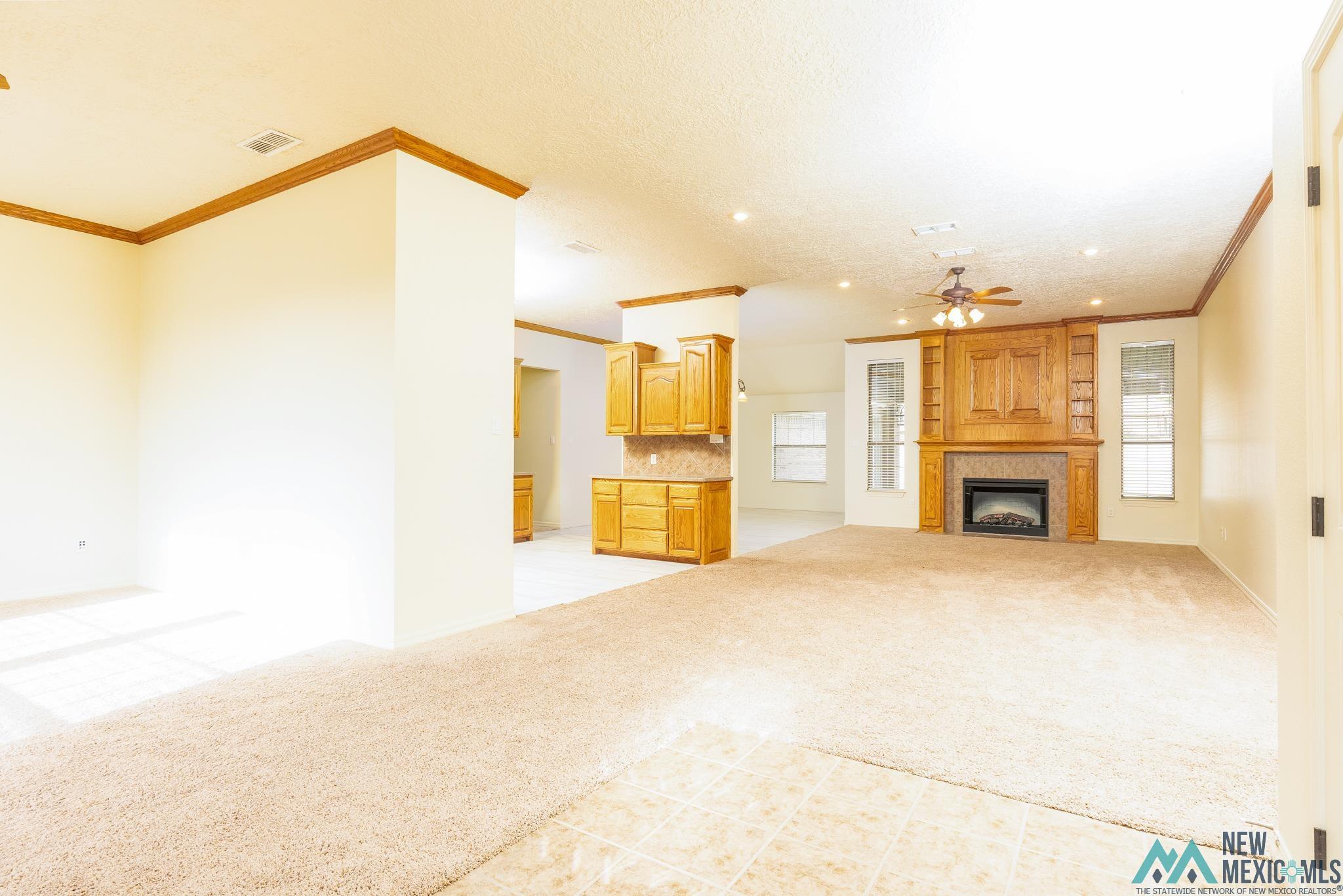 Clovis, New Mexico 88101, United States, 4 Bedrooms Bedrooms, ,3 BathroomsBathrooms,Residential,Active,153747