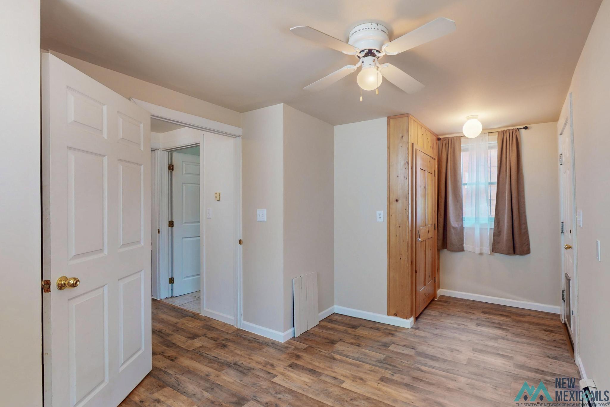 719 6th Street, Las Vegas, Texas image 3
