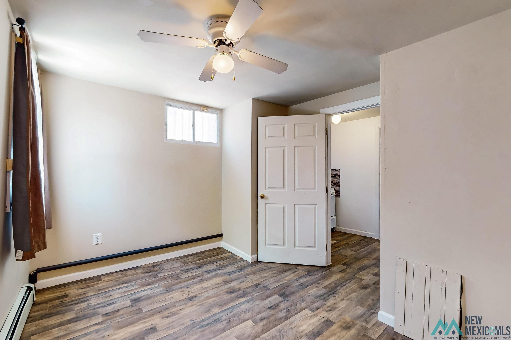 719 6th Street, Las Vegas, Texas image 2