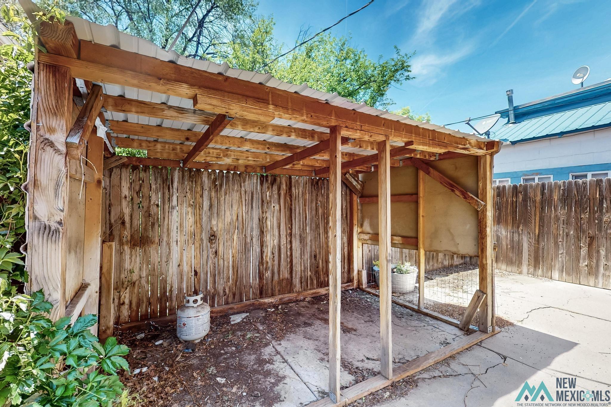 719 6th Street, Las Vegas, Texas image 20