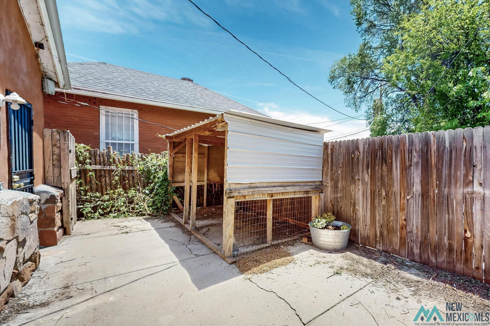 719 6th Street, Las Vegas, Texas image 21