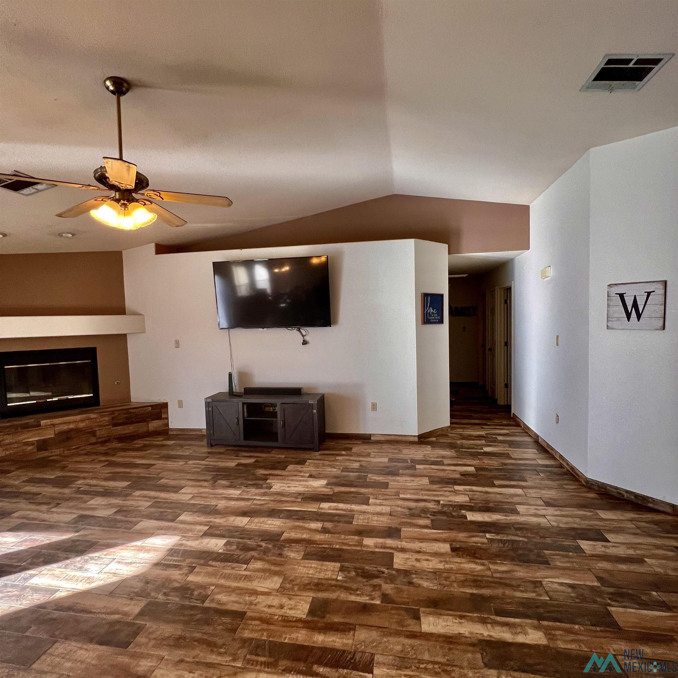 1010 Locust Street, Truth Or Consequences, New Mexico image 8