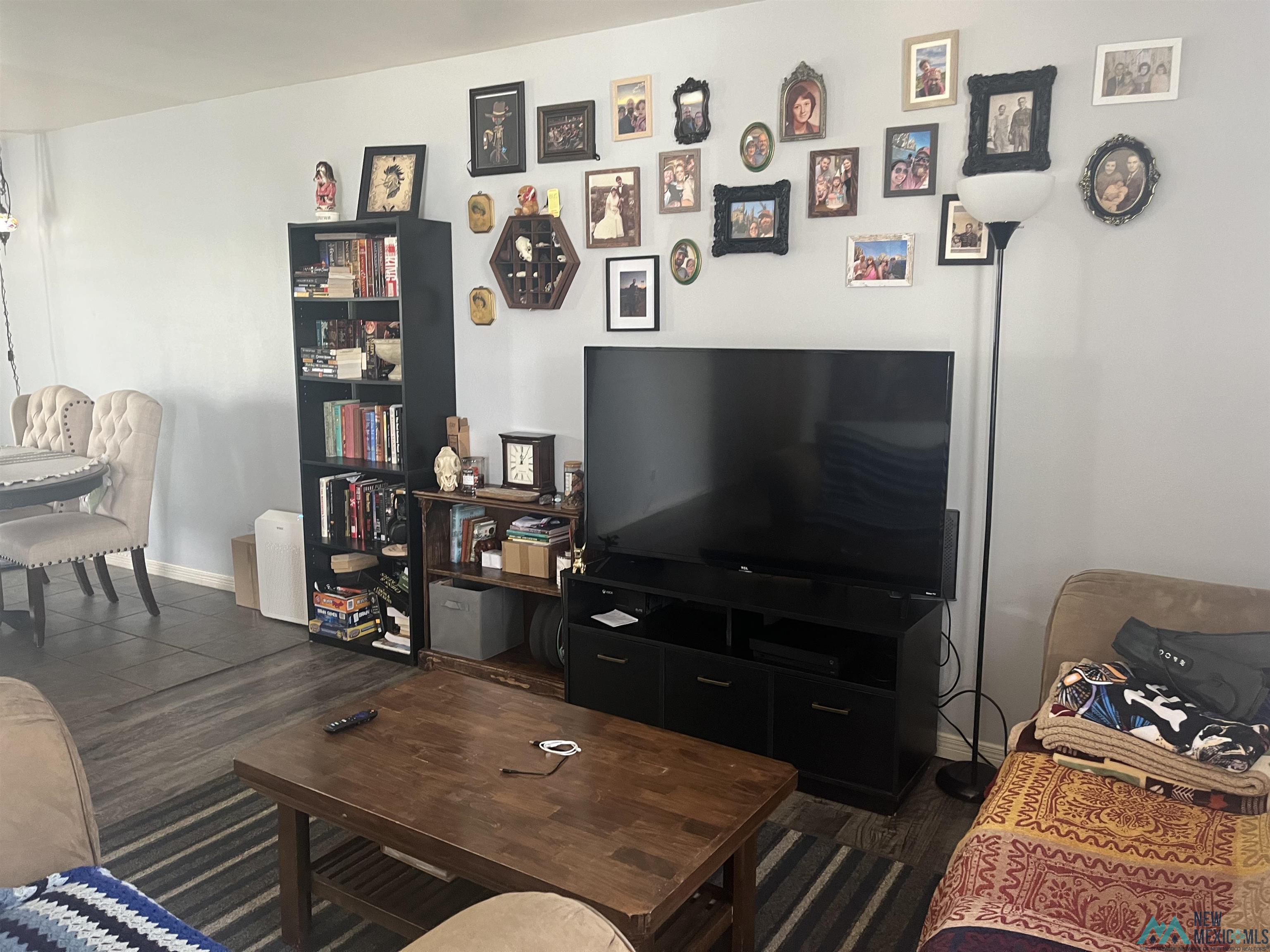 Carlsbad, New Mexico 88220, United States, 3 Bedrooms Bedrooms, ,2 BathroomsBathrooms,Residential,Pending,54569