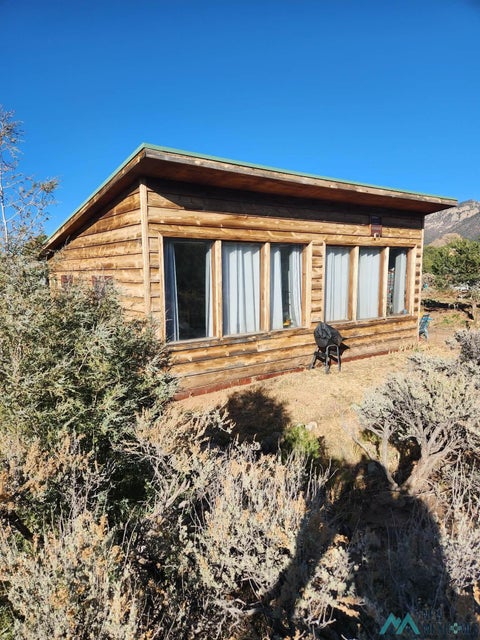 Homes For Sale - 6 N. Star Road<br/> Taos County, Questa, NM 87556