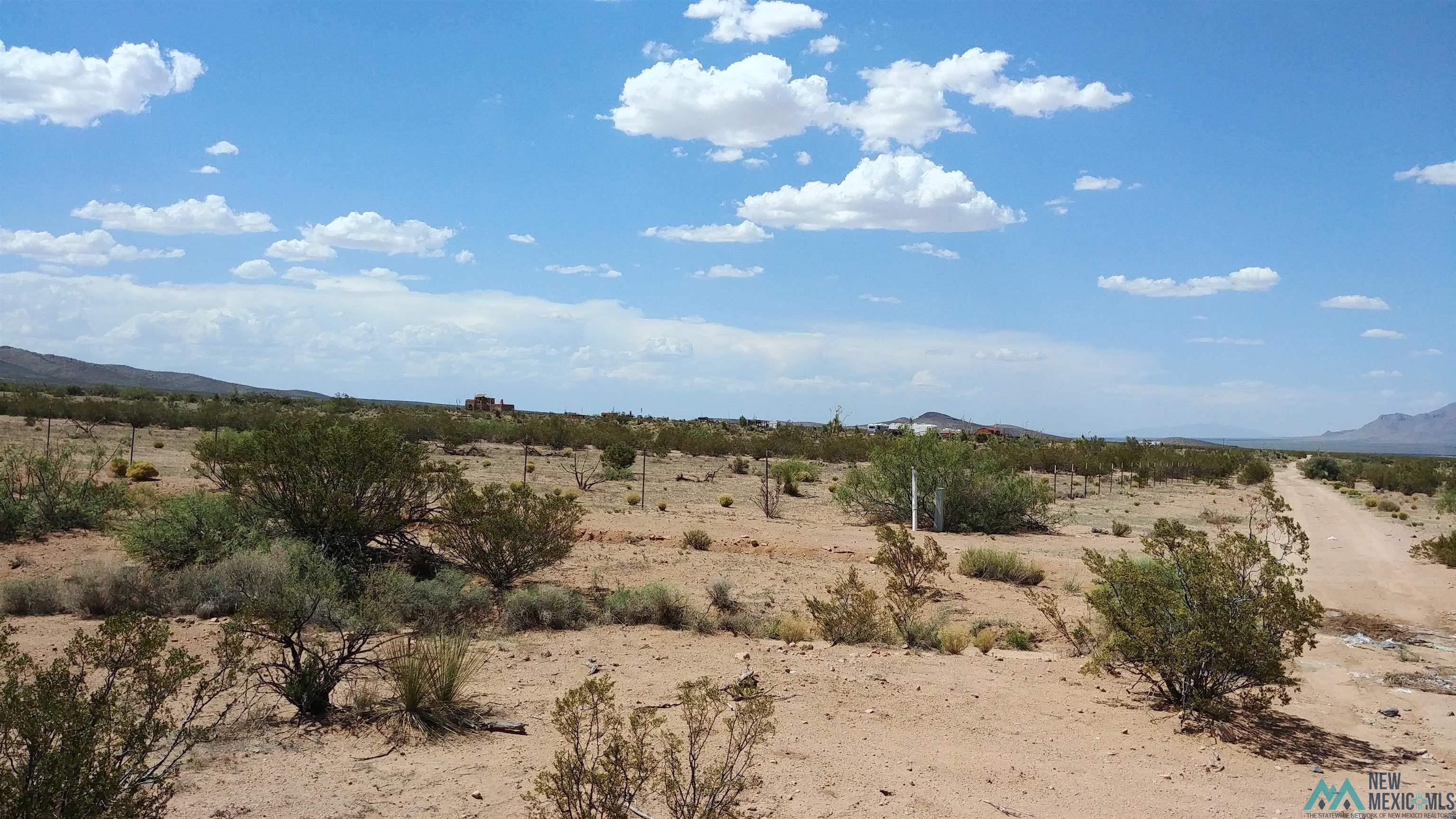 Xxxx Blazing Trail Se, Deming, New Mexico image 1