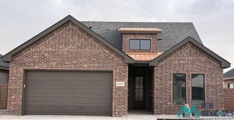 Homes For Sale - 1107 E Aventura Common<br/> Hobbs, NM 88240