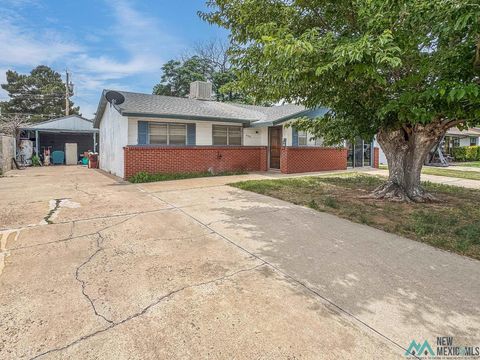 Homes For Sale - 903 W Iron Avenue<br/> Hobbs, NM 88240