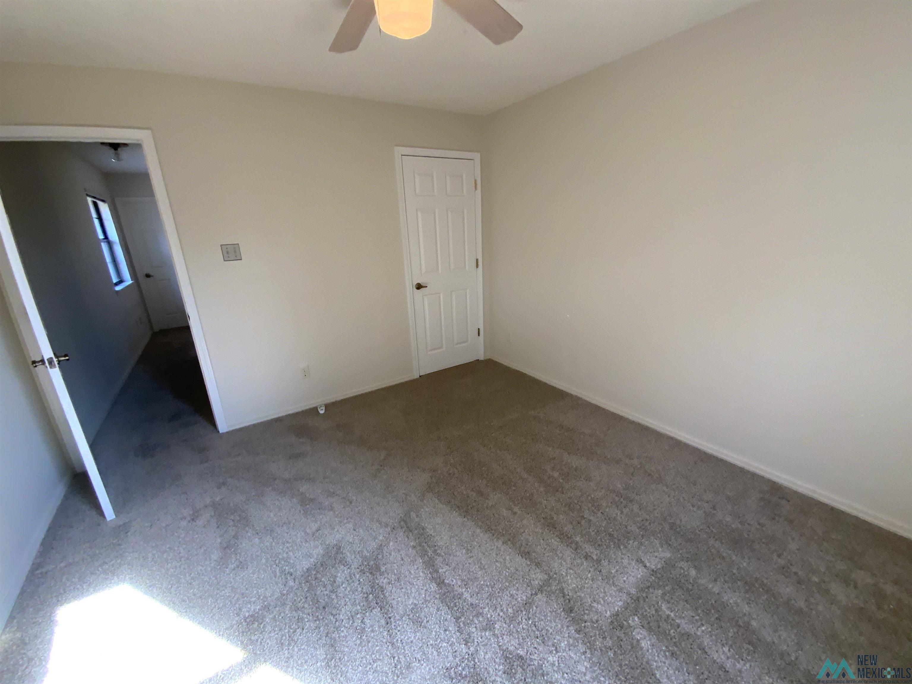 Roswell, New Mexico 88201, United States, 4 Bedrooms Bedrooms, ,3 BathroomsBathrooms,Residential,Pending,191565