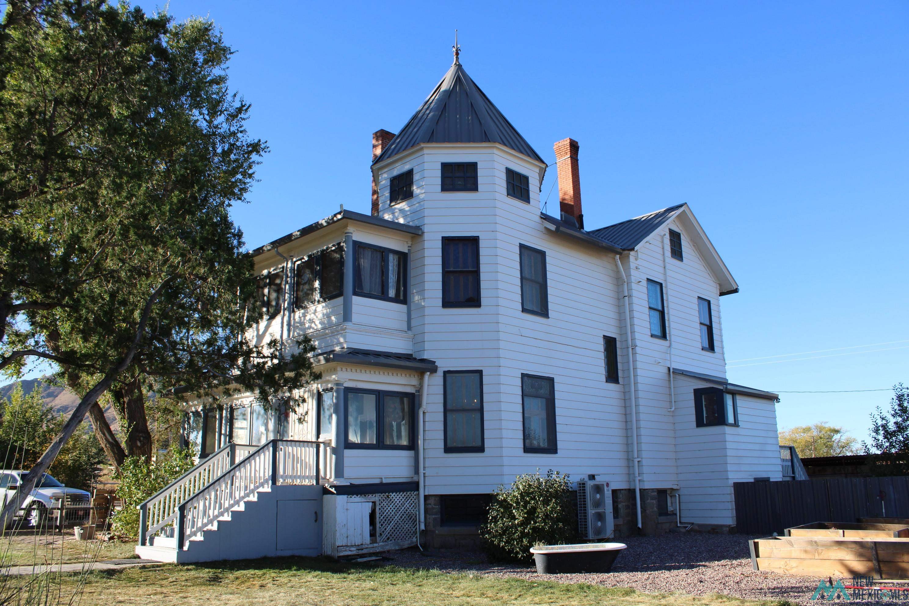 302 Elm, Magdalena, Texas image 1