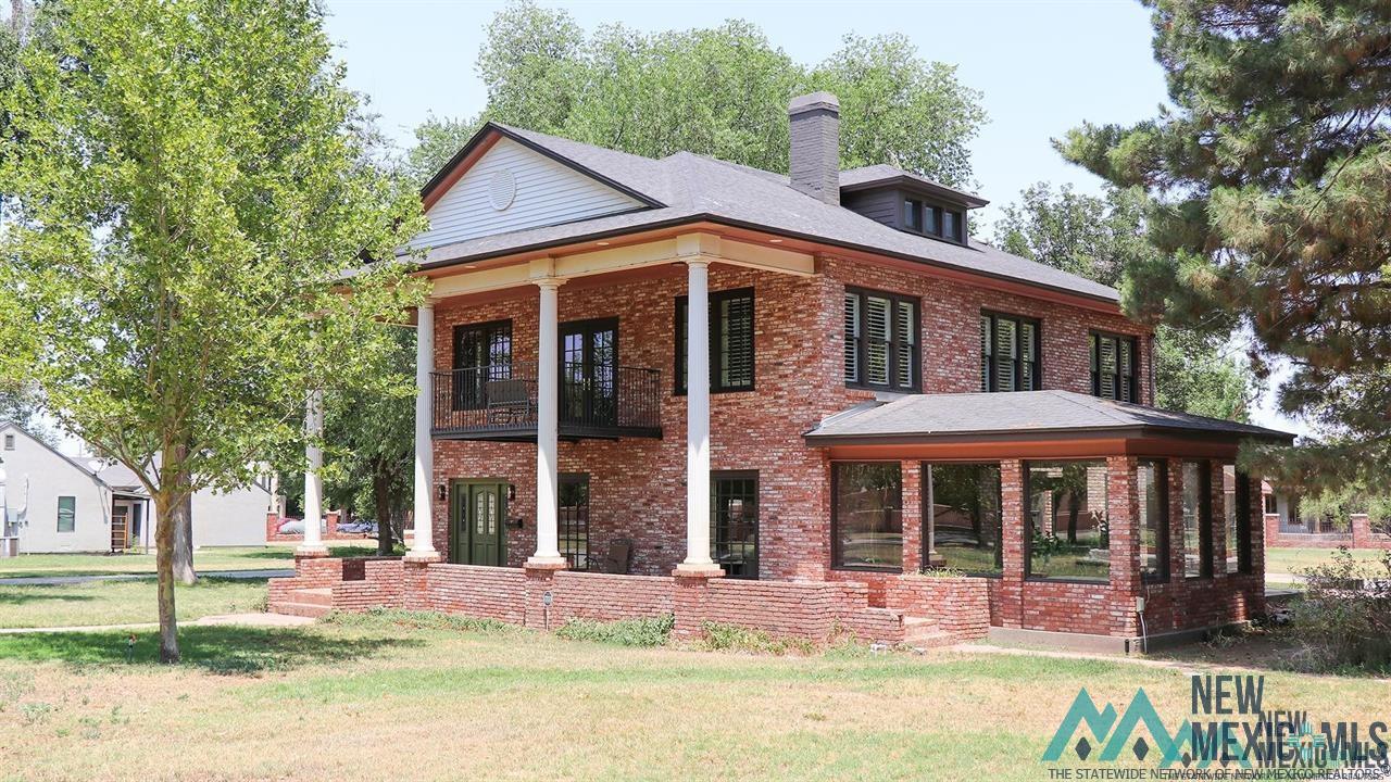 1403 S Sunset Street, Roswell, Texas image 1