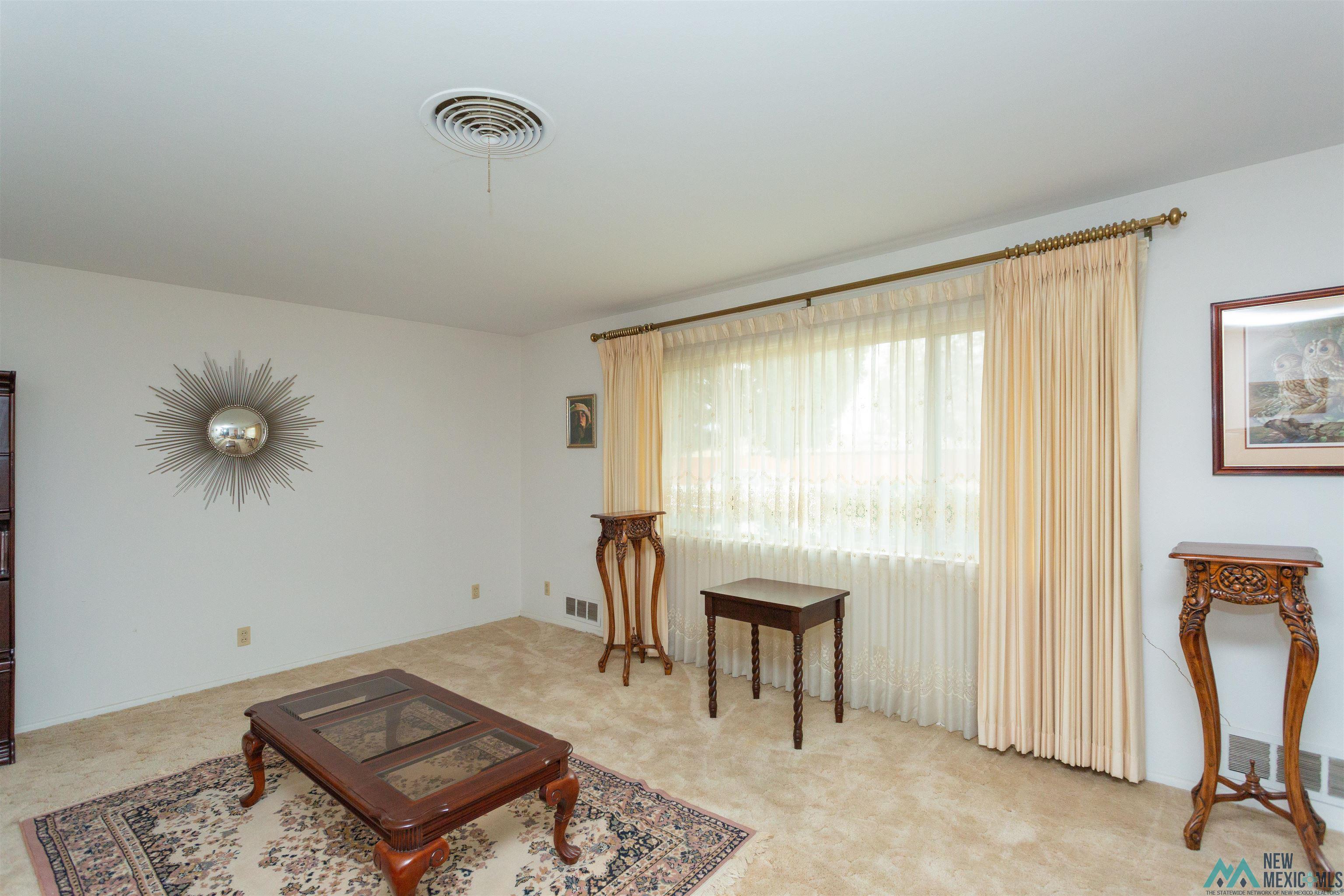 1510 W 3rd Street, Roswell, Texas image 17