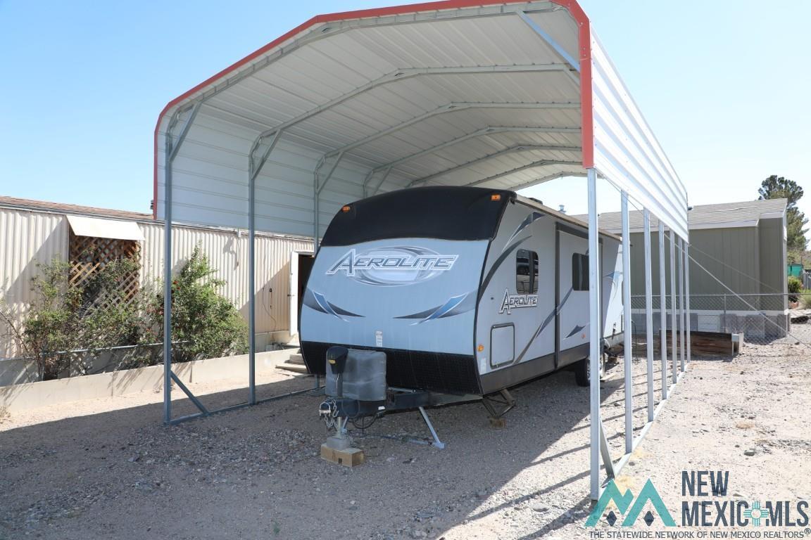 402 Hermosa Drive, Elephant Butte, Texas image 2