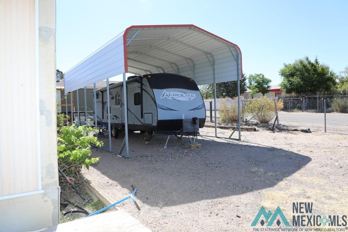 402 Hermosa Drive, Elephant Butte, Texas image 4