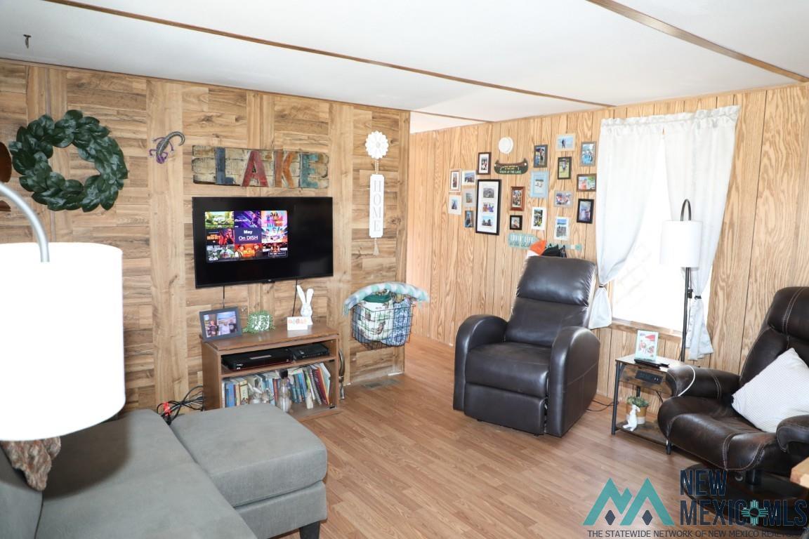 402 Hermosa Drive, Elephant Butte, Texas image 12