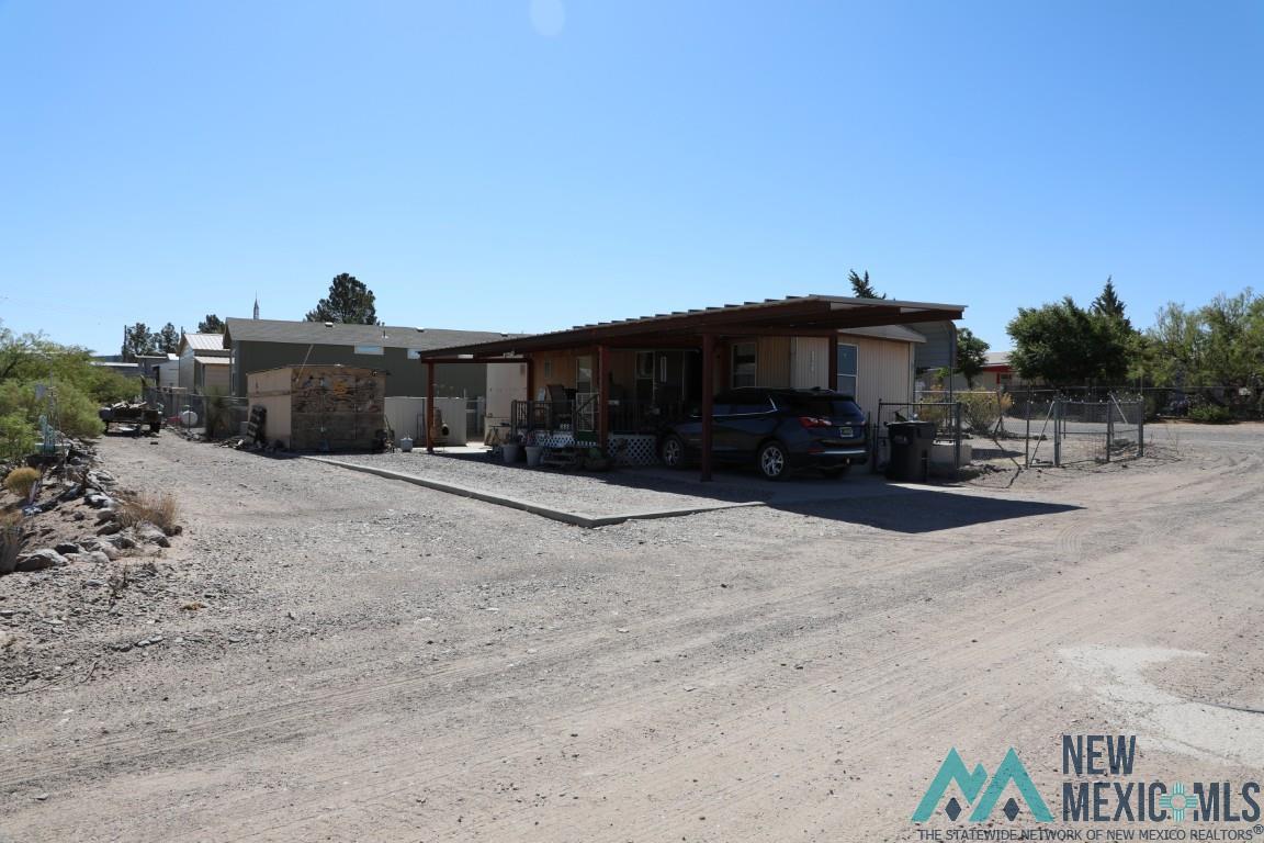 402 Hermosa Drive, Elephant Butte, Texas image 1