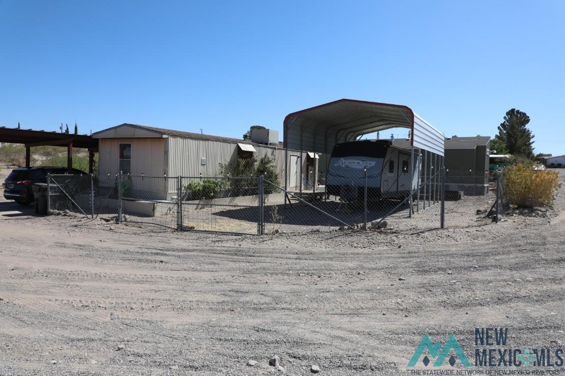 402 Hermosa Drive, Elephant Butte, Texas image 6