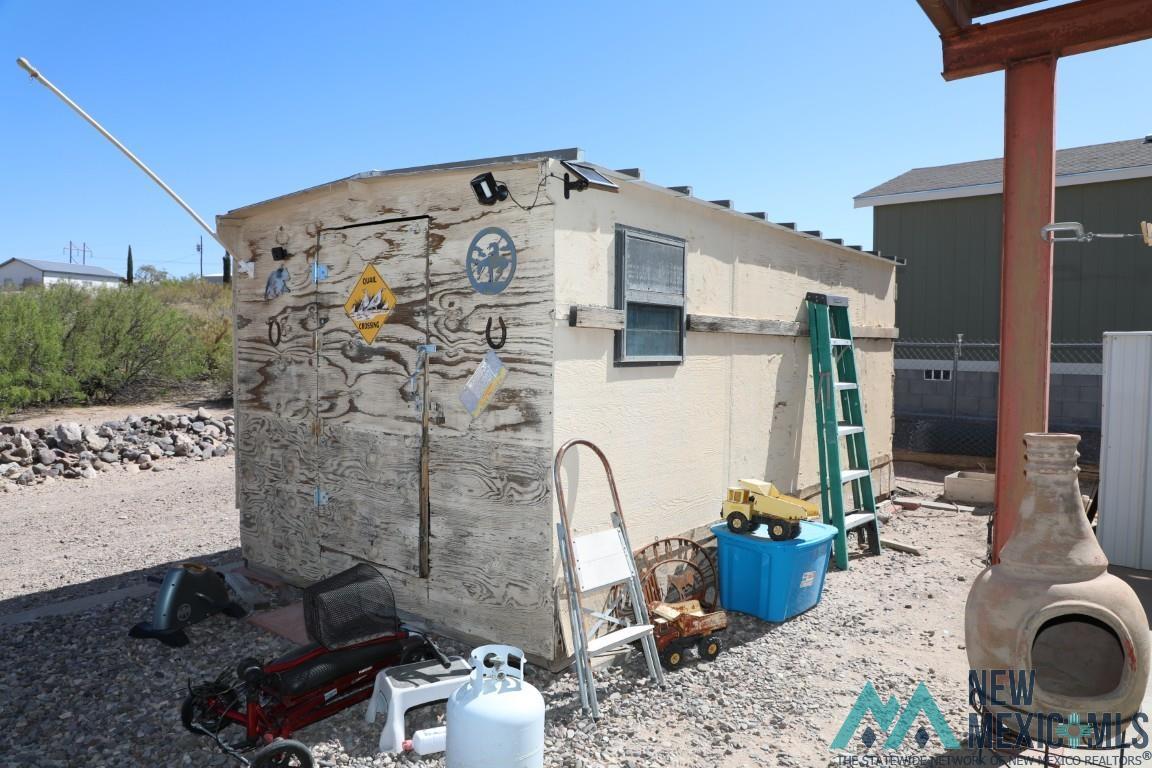 402 Hermosa Drive, Elephant Butte, Texas image 10