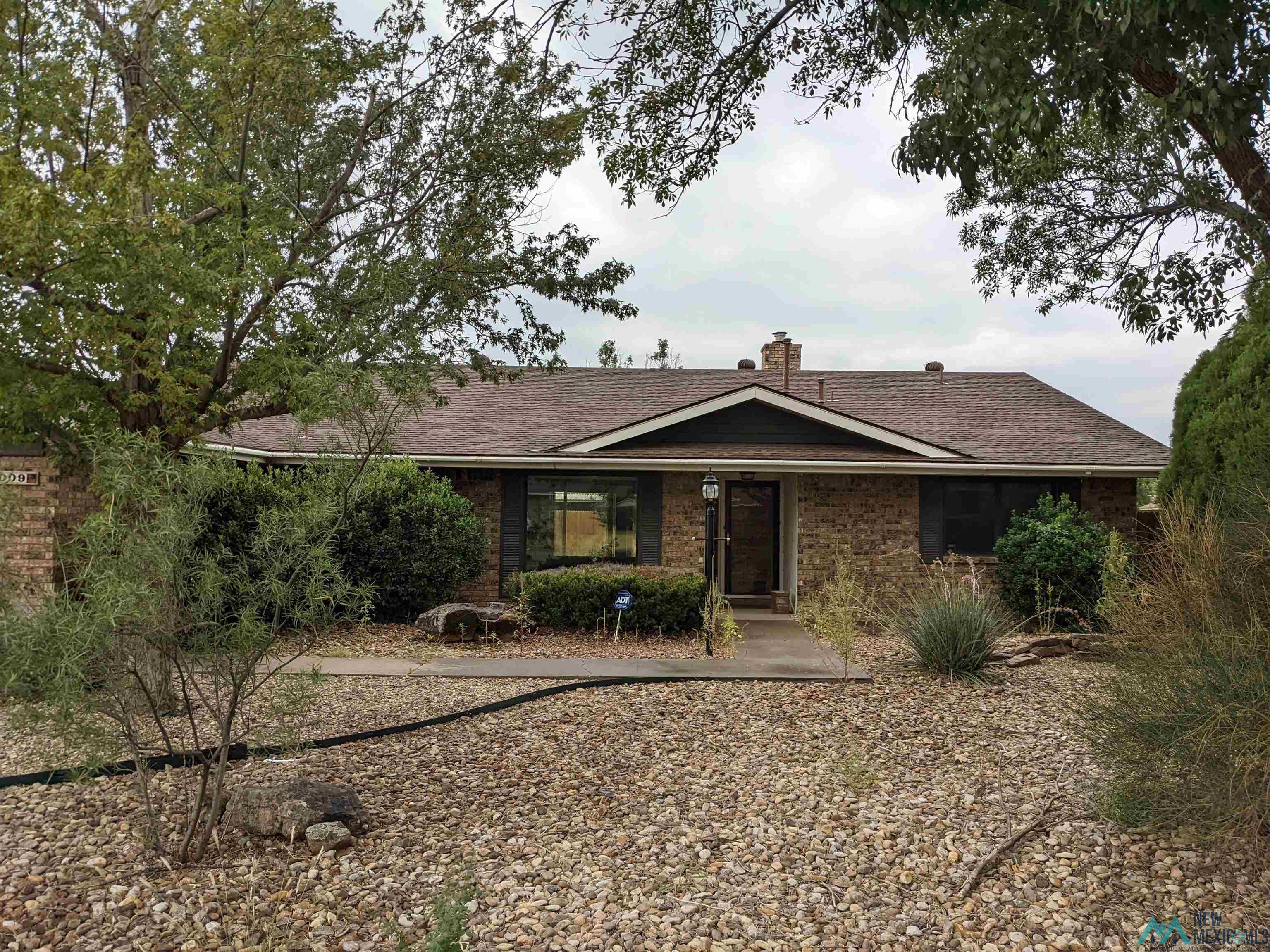 2009 Colonial Parkway, Clovis, Texas image 1