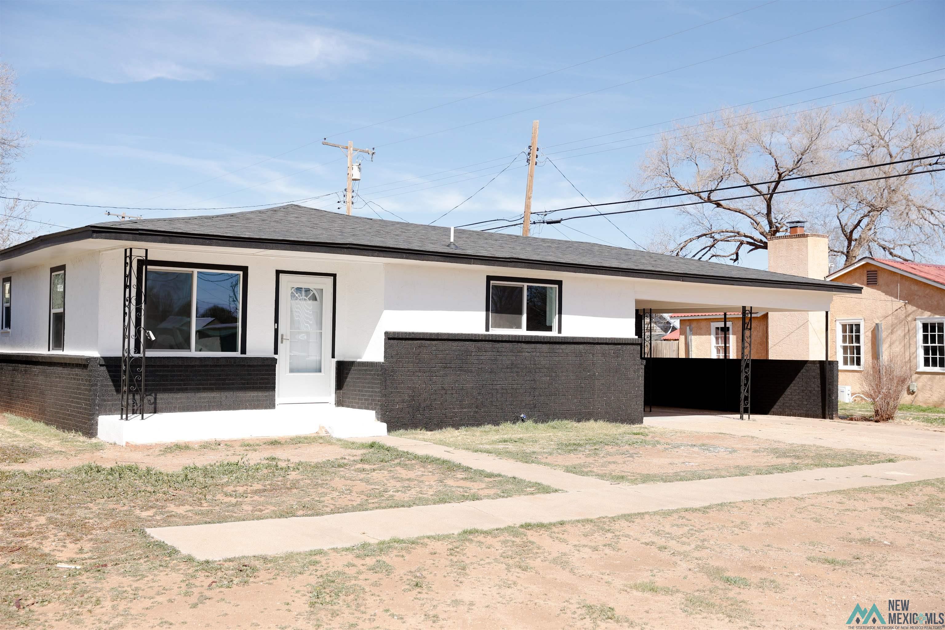 908 E 10th Street, Clovis, New Mexico image 2