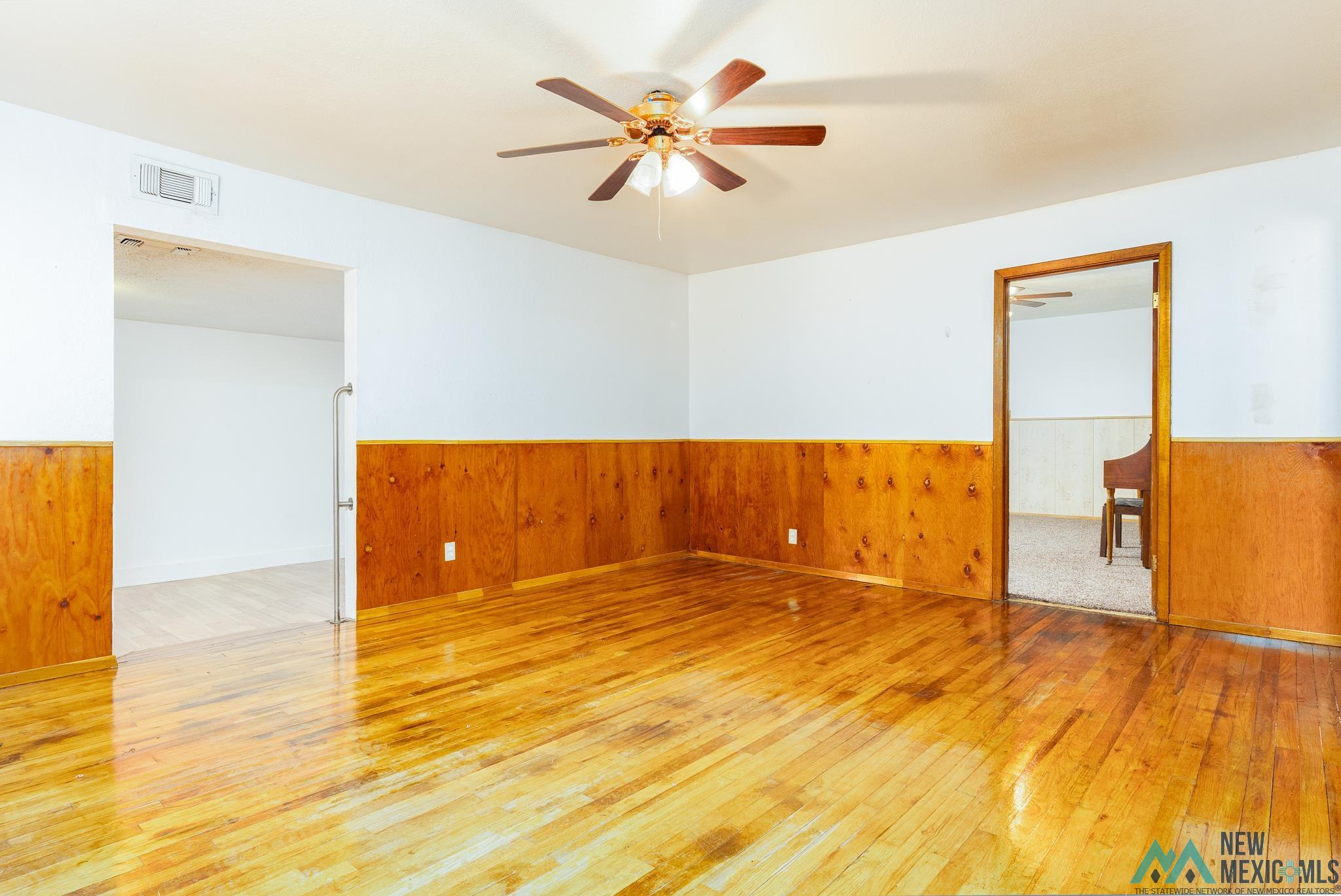 Portales, New Mexico 88130, United States, 3 Bedrooms Bedrooms, ,2 BathroomsBathrooms,Residential,Active,187673