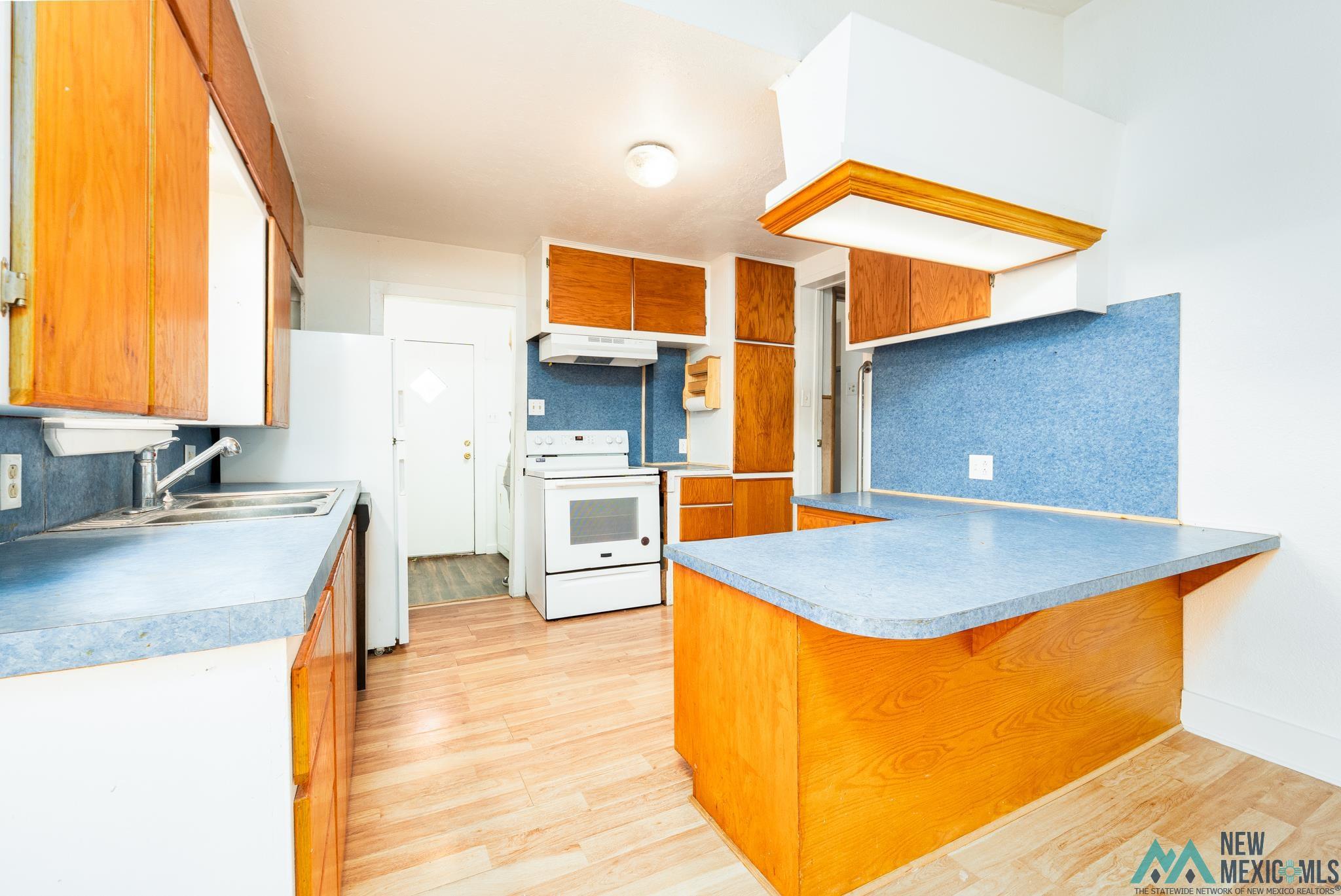 Portales, New Mexico 88130, United States, 3 Bedrooms Bedrooms, ,2 BathroomsBathrooms,Residential,Active,187673