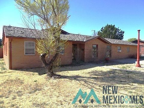 Homes For Sale - 612 Maple Street<br/> Union County, Clayton, NM 88415