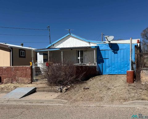 Homes For Sale - 506 Blanchard Street<br/> Las Vegas, NM 87701