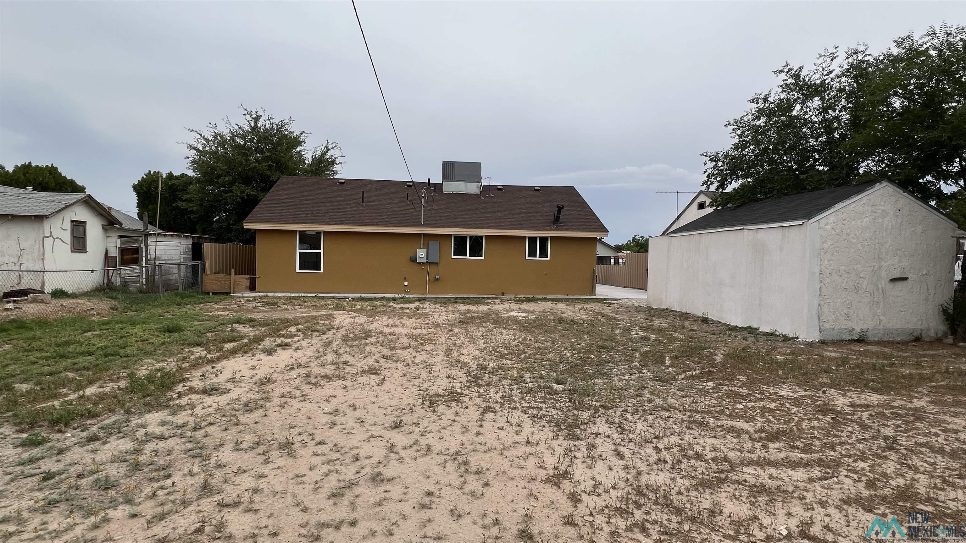 1007 W 8th Street, Roswell, Texas image 35