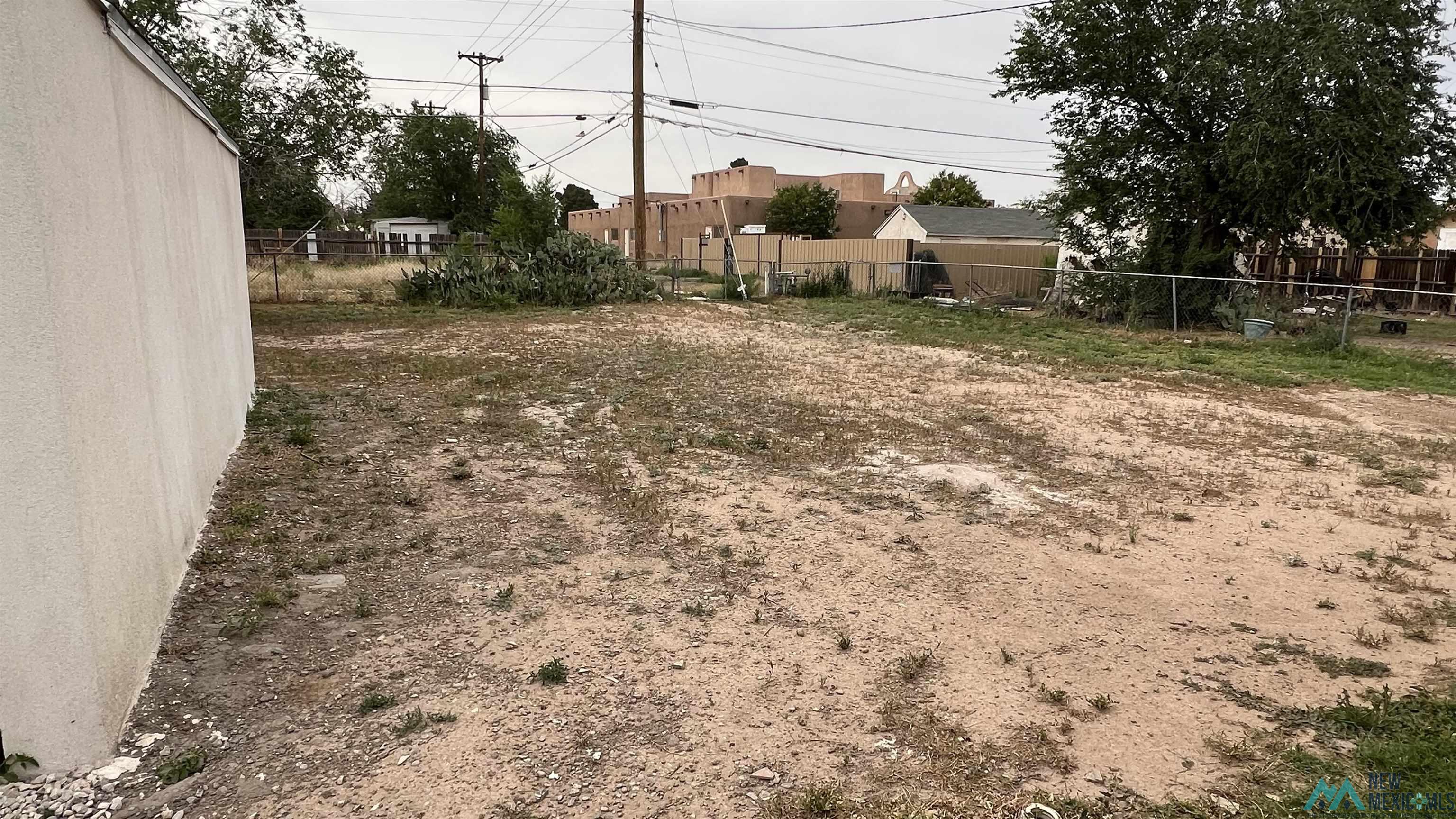 1007 W 8th Street, Roswell, Texas image 36
