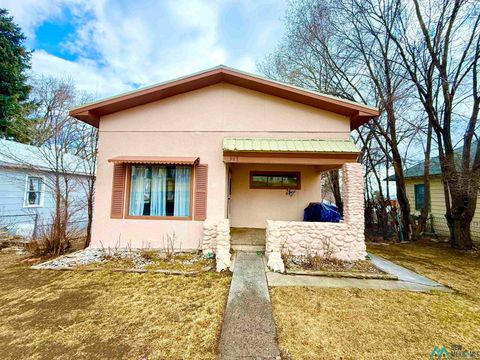 Homes For Sale - 917 S 6th Street<br/> Raton, NM 87740