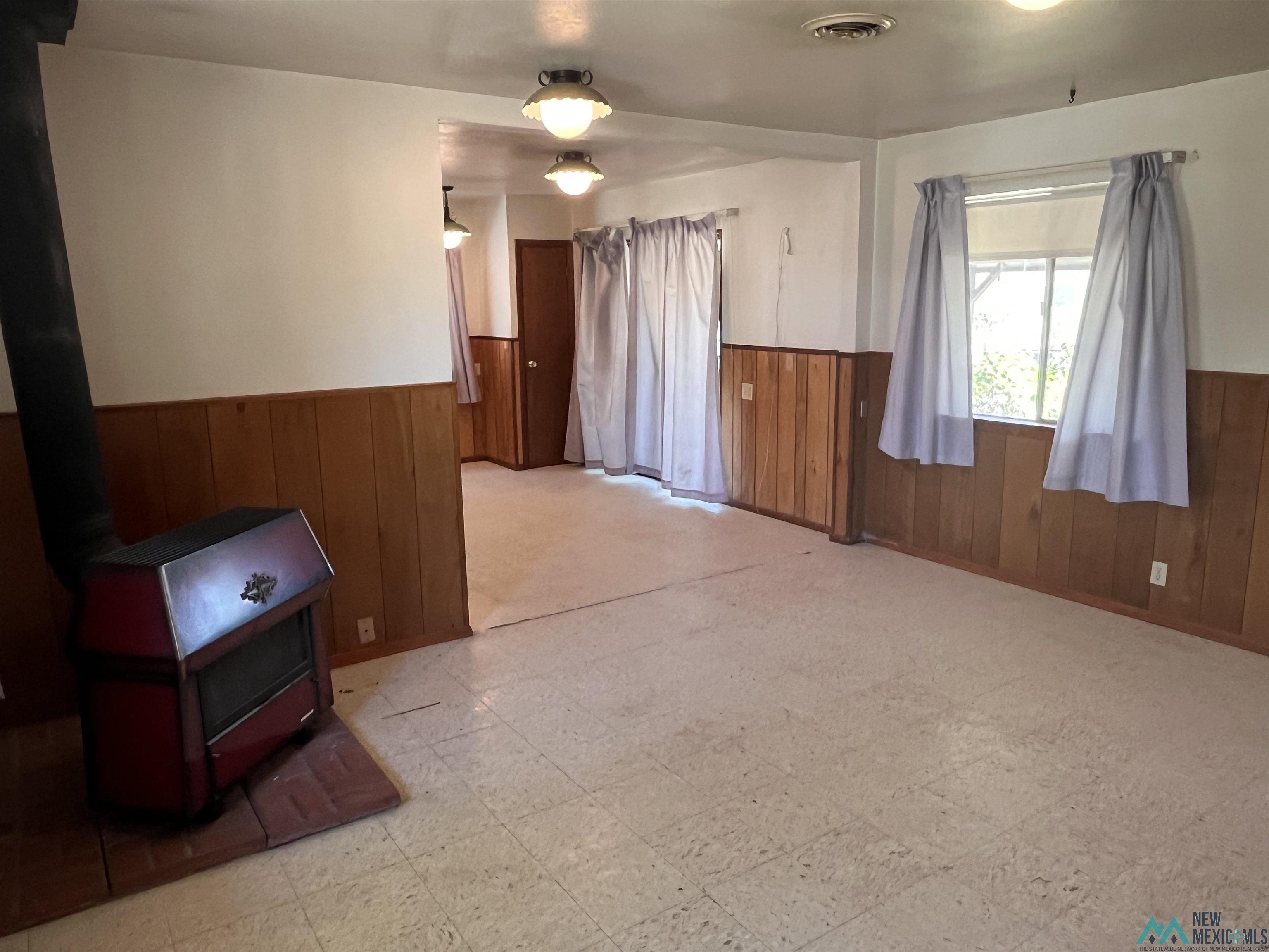 19 Dora Avenue, Reserve, New Mexico image 15