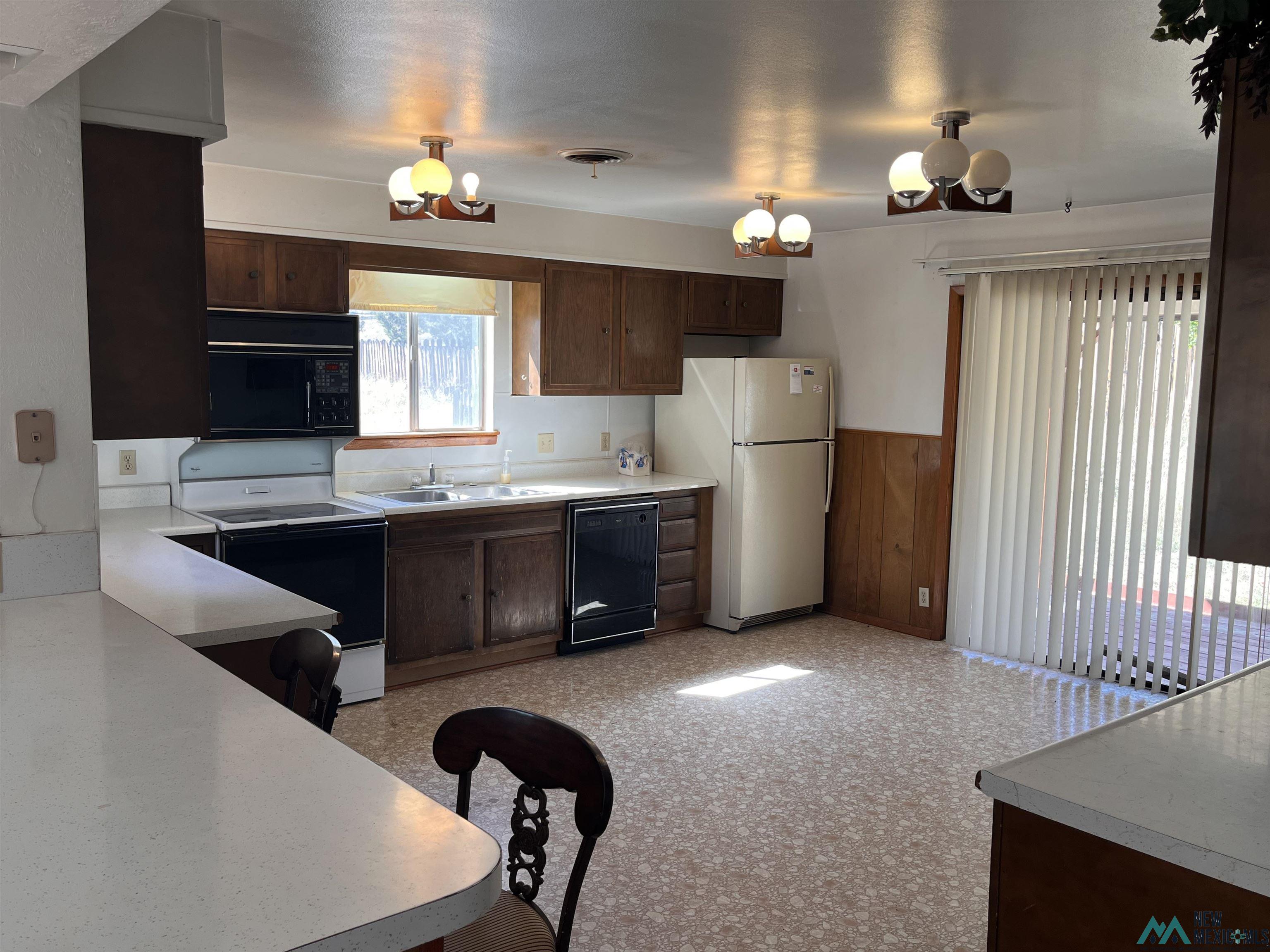 19 Dora Avenue, Reserve, New Mexico image 25