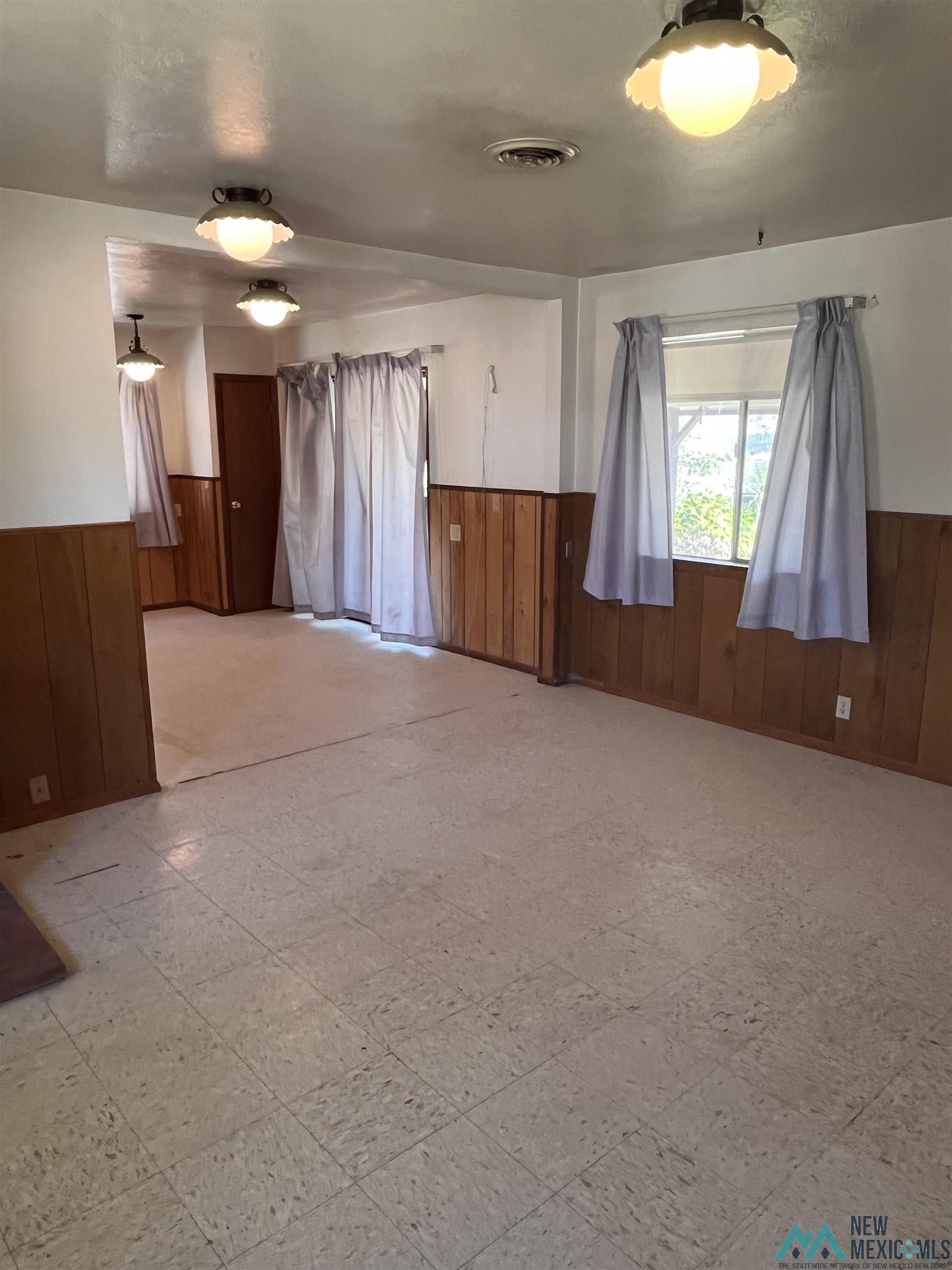 19 Dora Avenue, Reserve, New Mexico image 14