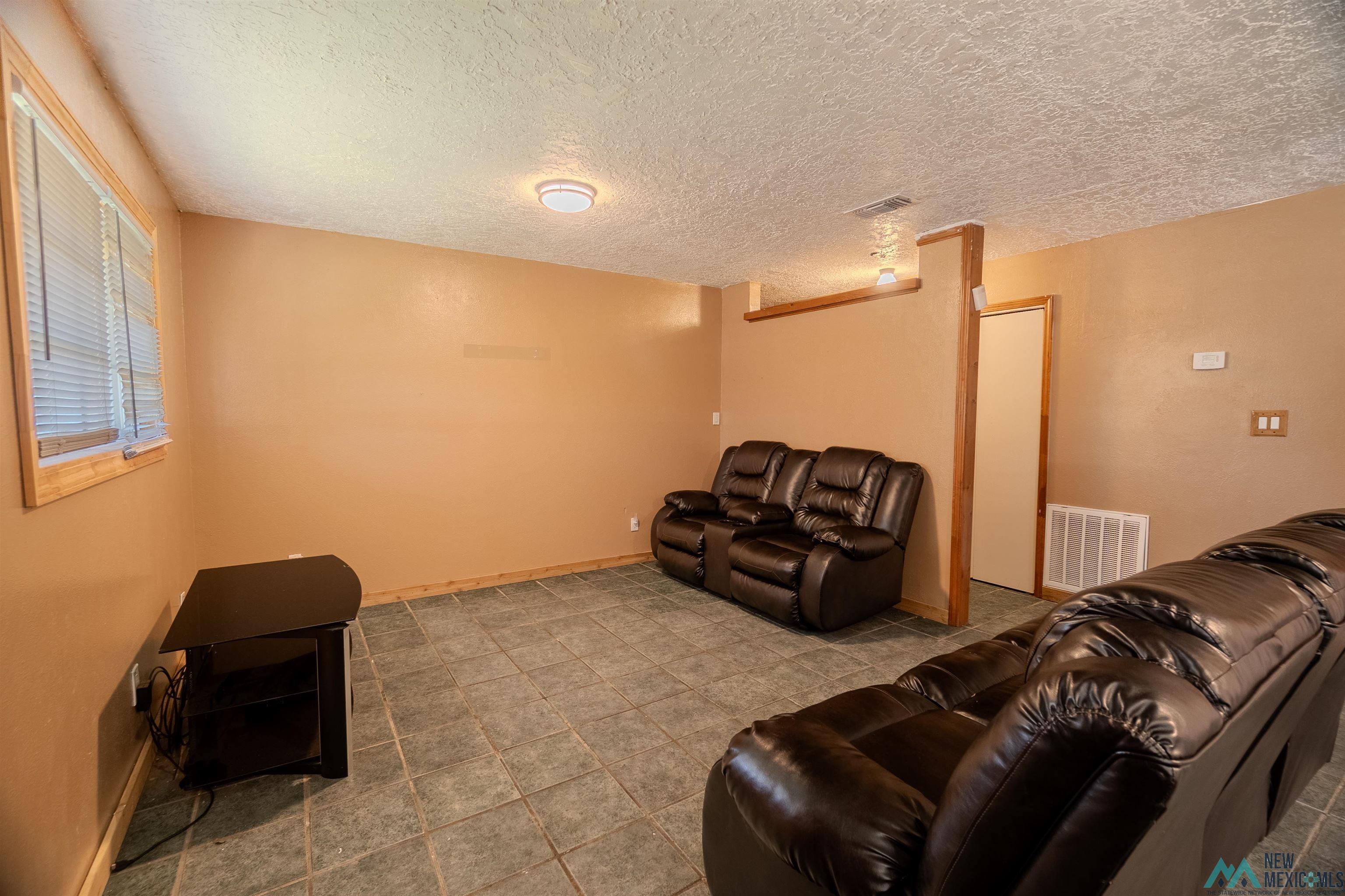 1121 Rosemont Street, Clovis, New Mexico image 4