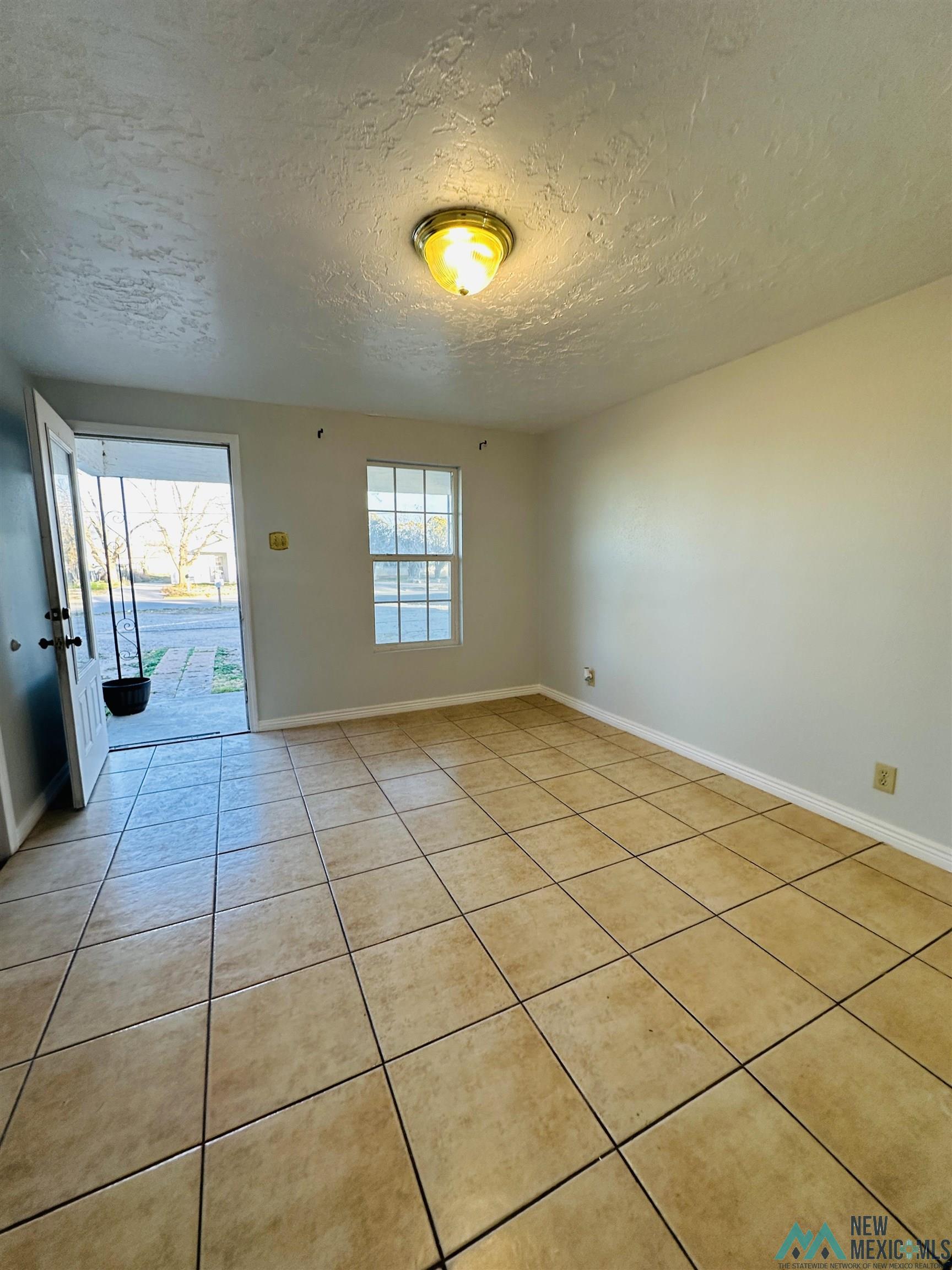 1720 N Washington Avenue, Roswell, New Mexico image 4