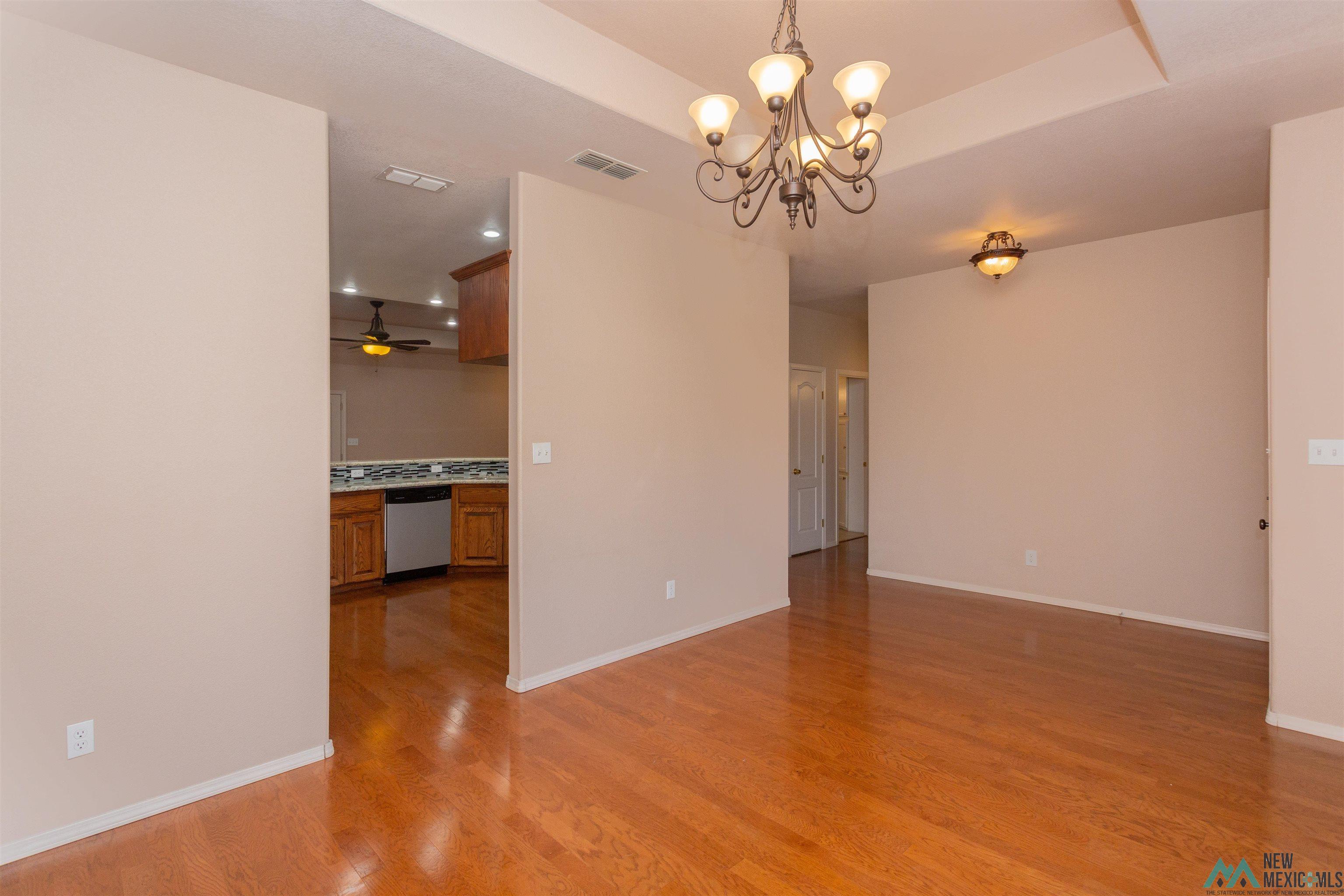 Roswell, New Mexico 88203, United States, 3 Bedrooms Bedrooms, ,2 BathroomsBathrooms,Residential,Active,178561