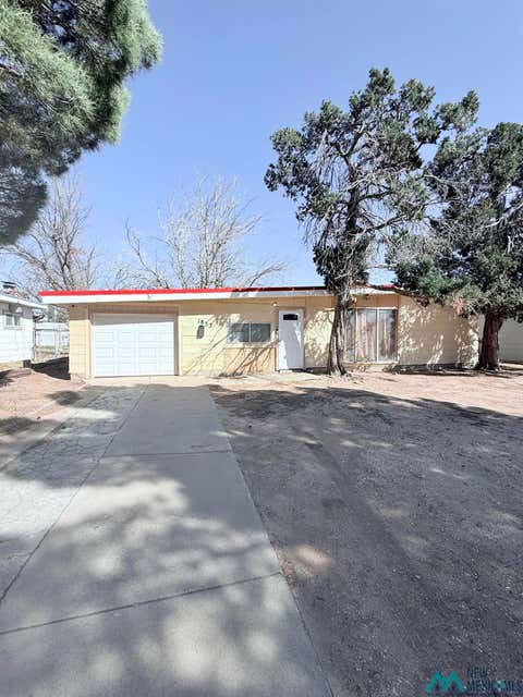 Homes For Sale - 1832 N Penasco Drive<br/> Hobbs, NM 88240