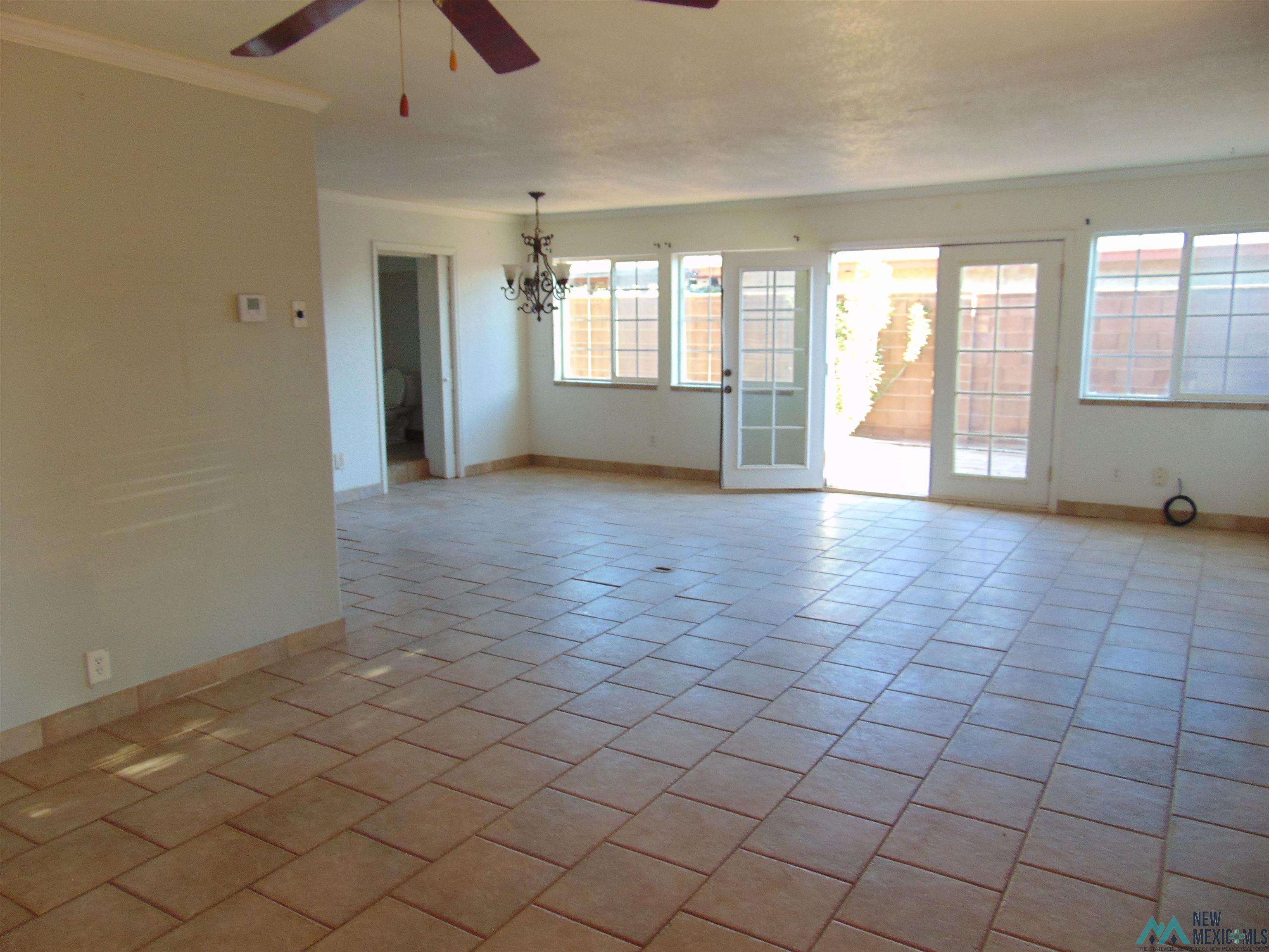 1614 S Silver Avenue, Deming, Texas image 4