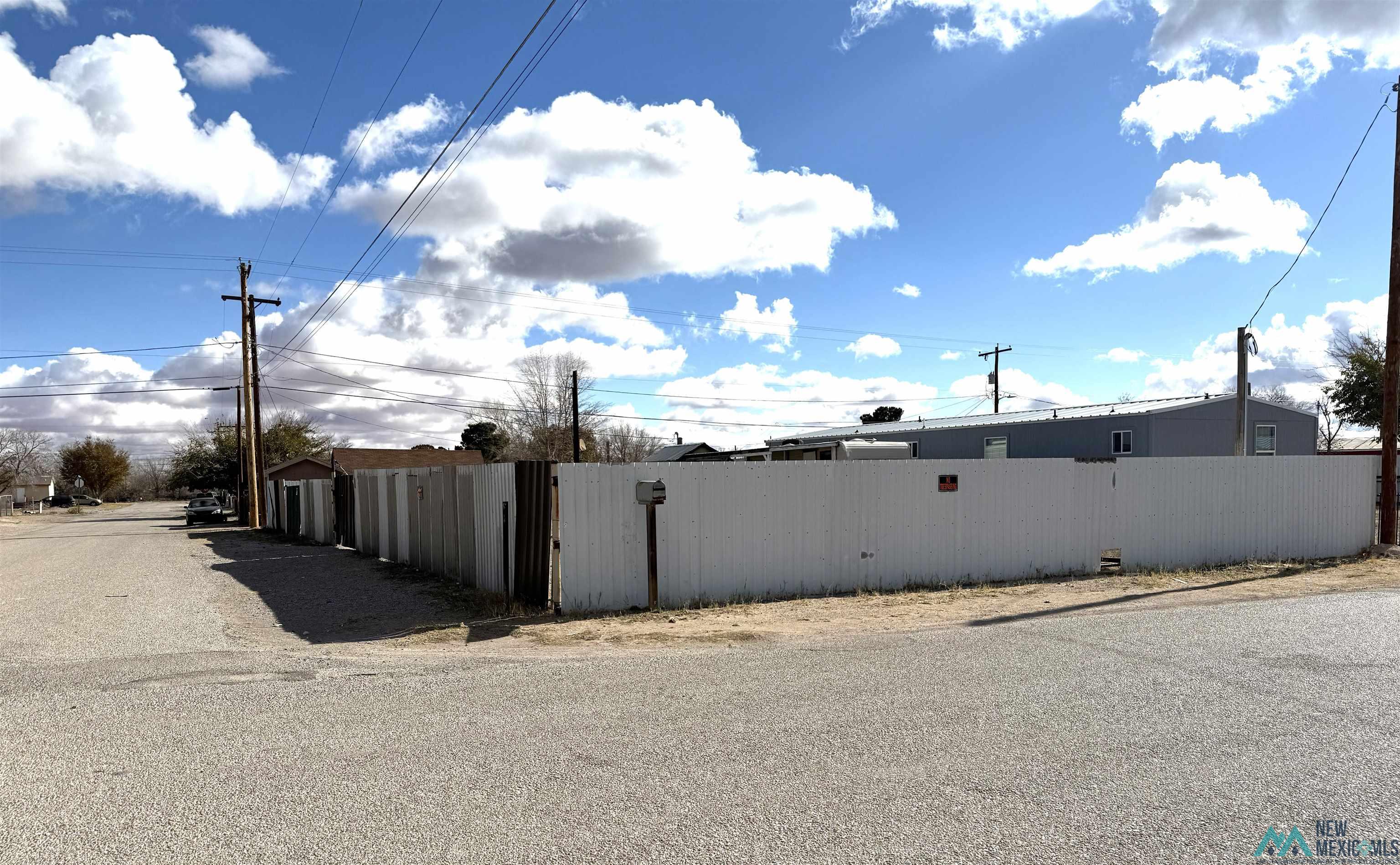 1616 N Pine Street, Artesia, New Mexico image 1